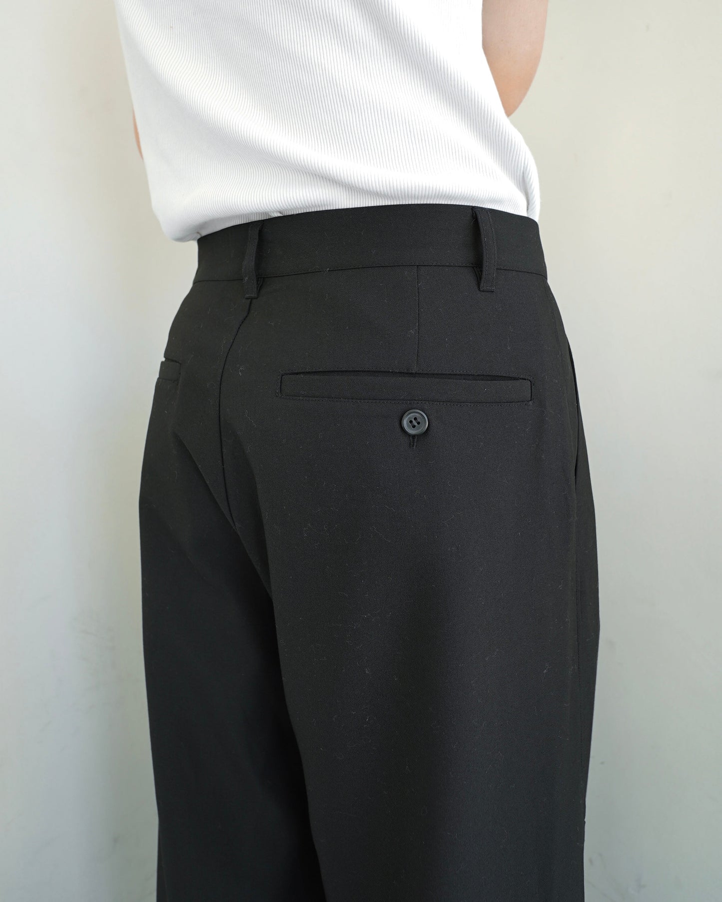 2tuck super baggy slacks