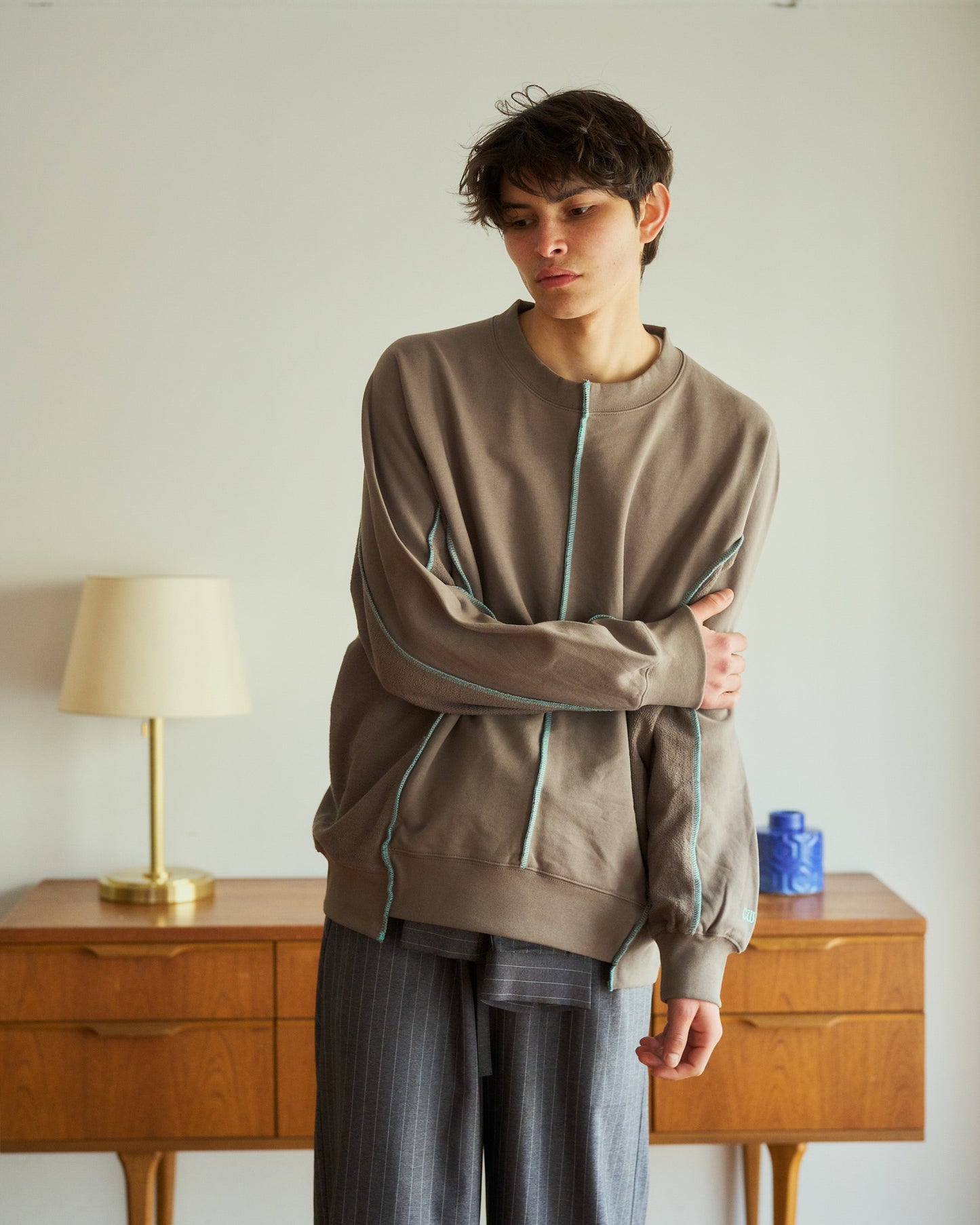 patchwork inside-out stiching sweat