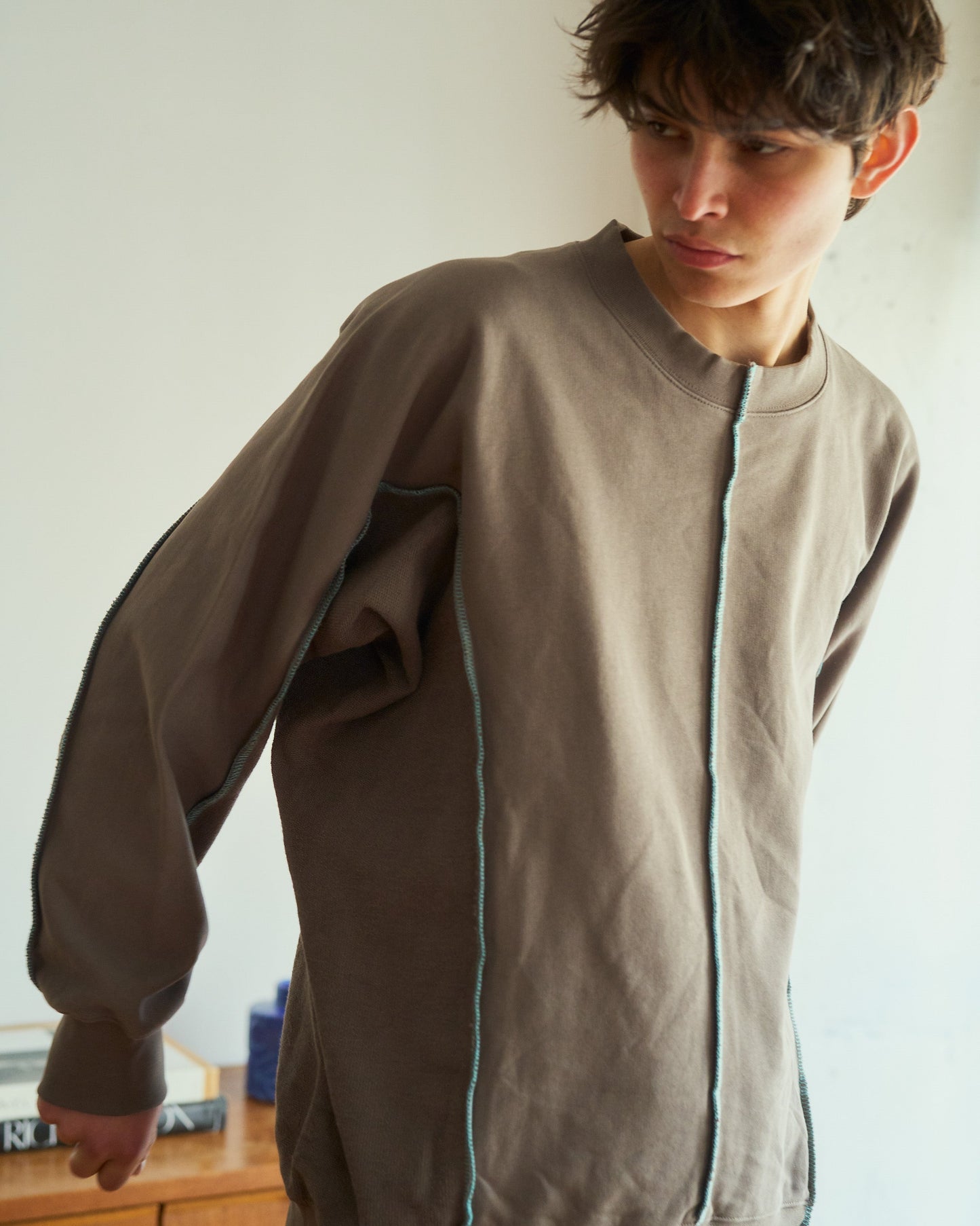 patchwork inside-out stiching sweat