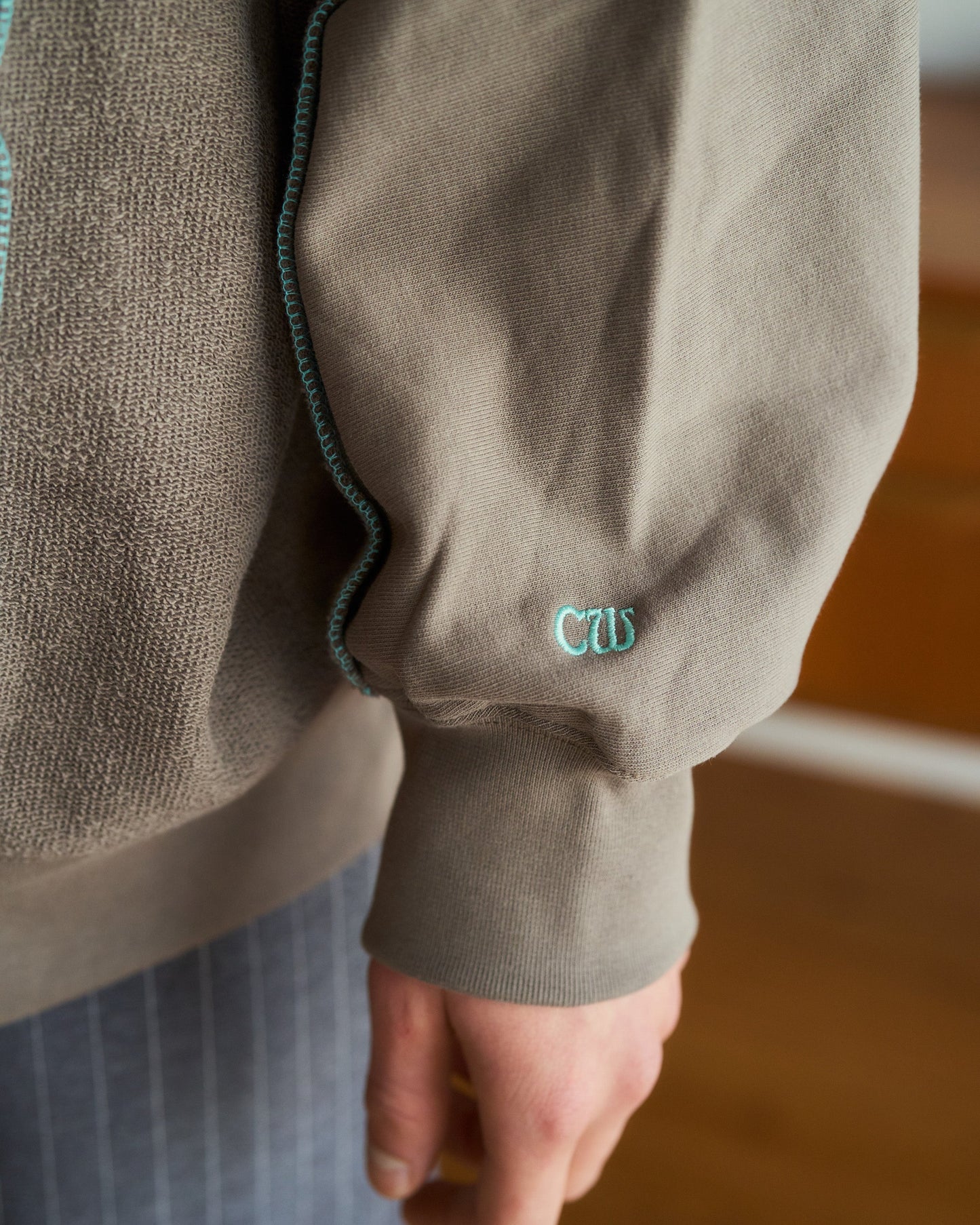 patchwork inside-out stiching sweat