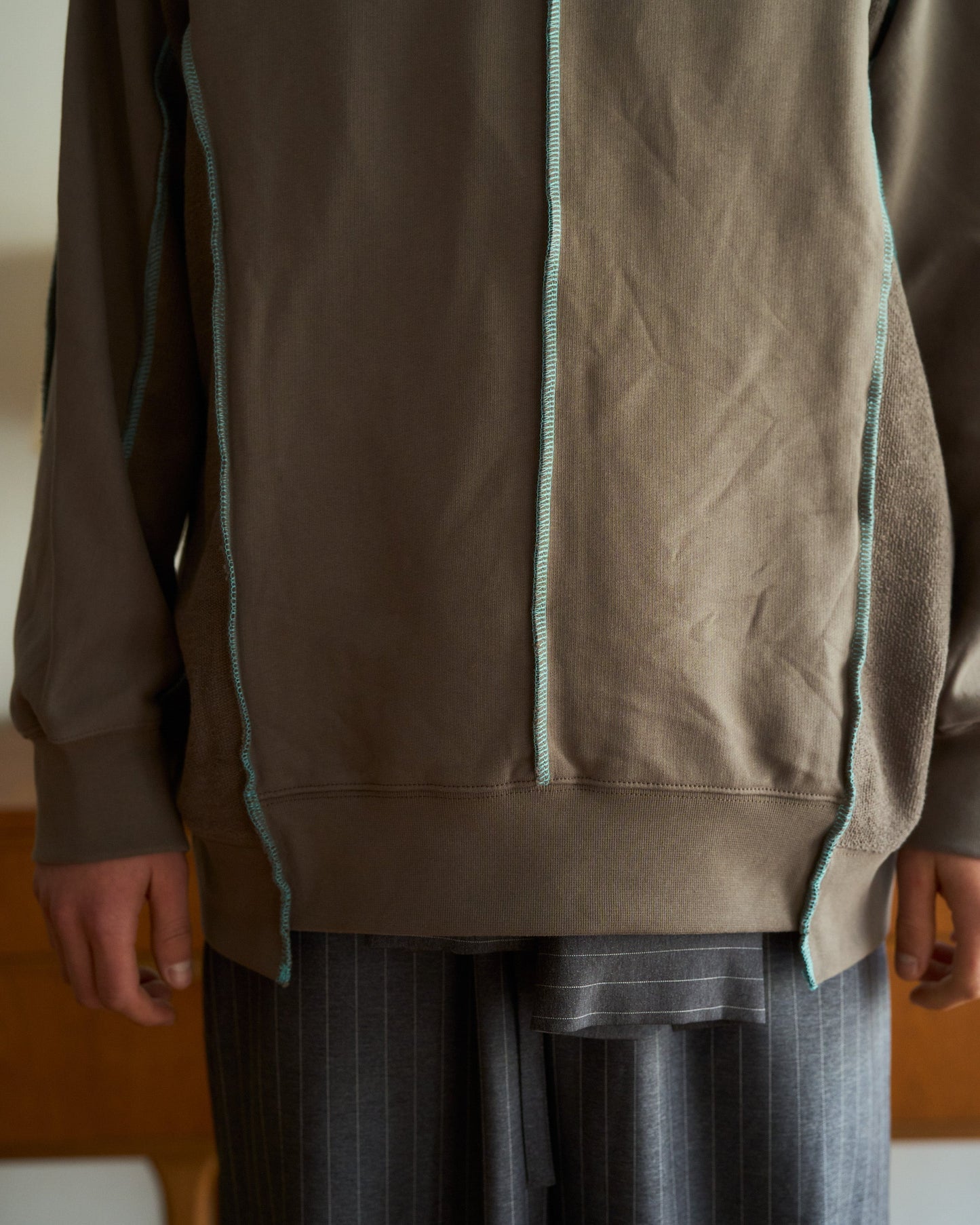 patchwork inside-out stiching sweat