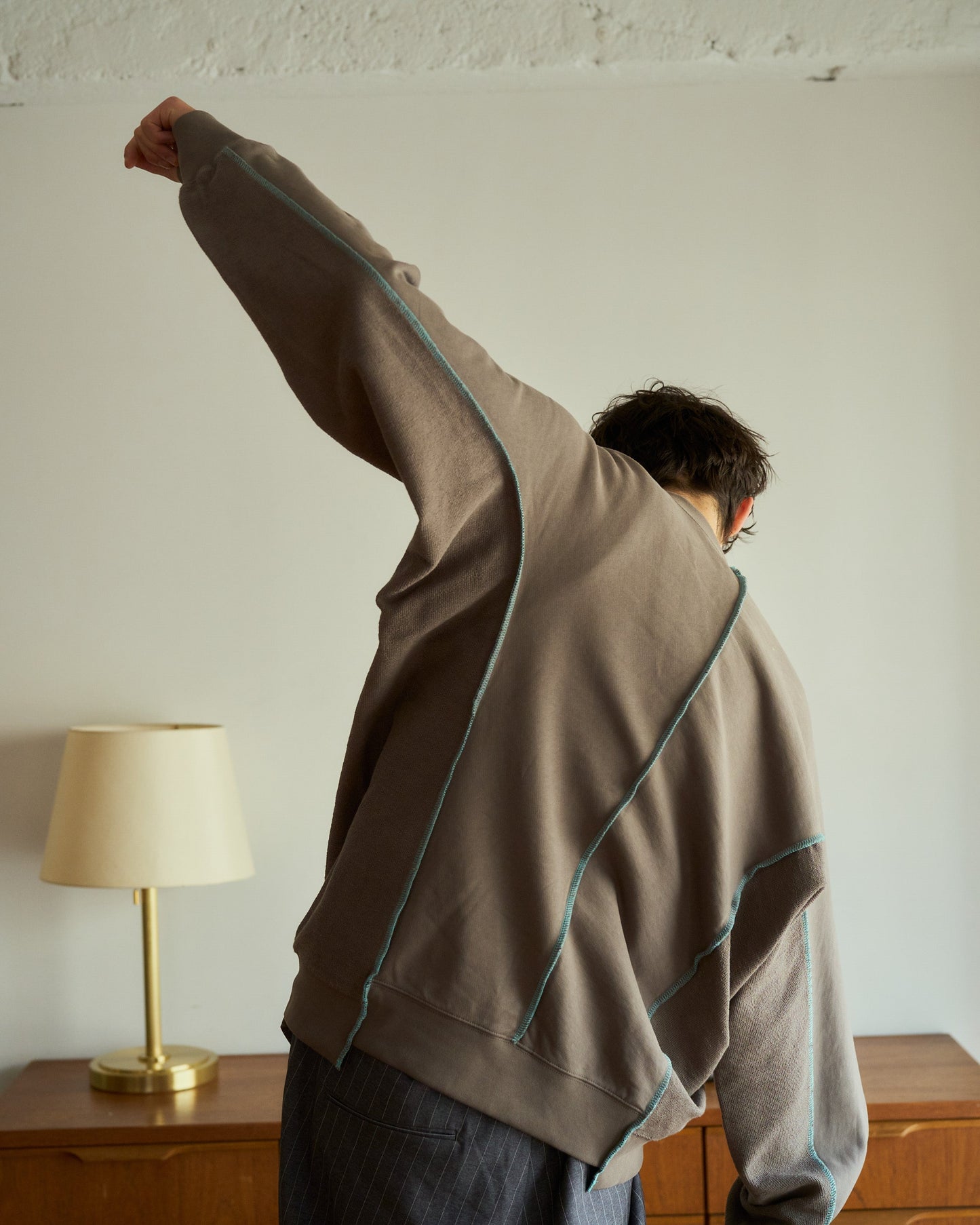 patchwork inside-out stiching sweat
