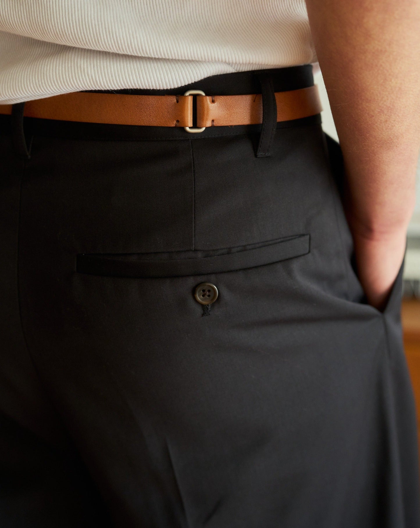 2tuck wide baggy flare slacks