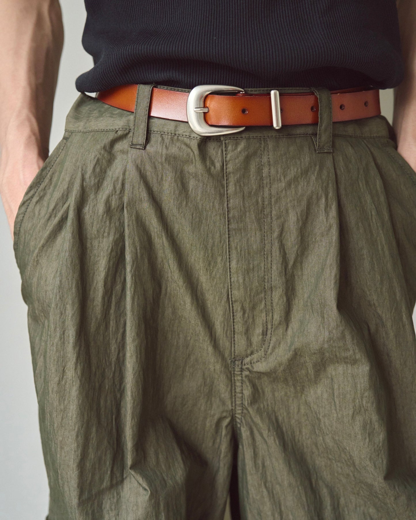 2tuck wide baggy coating cargo pants