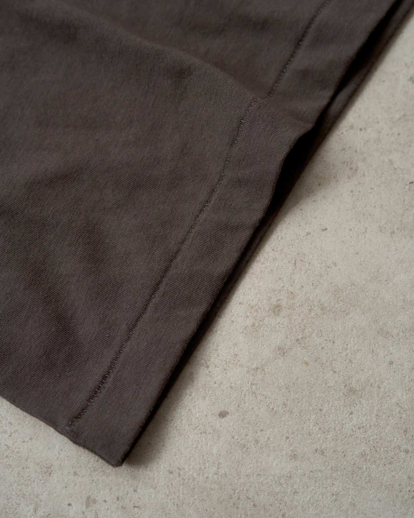 camphor scrawl embroidery tee