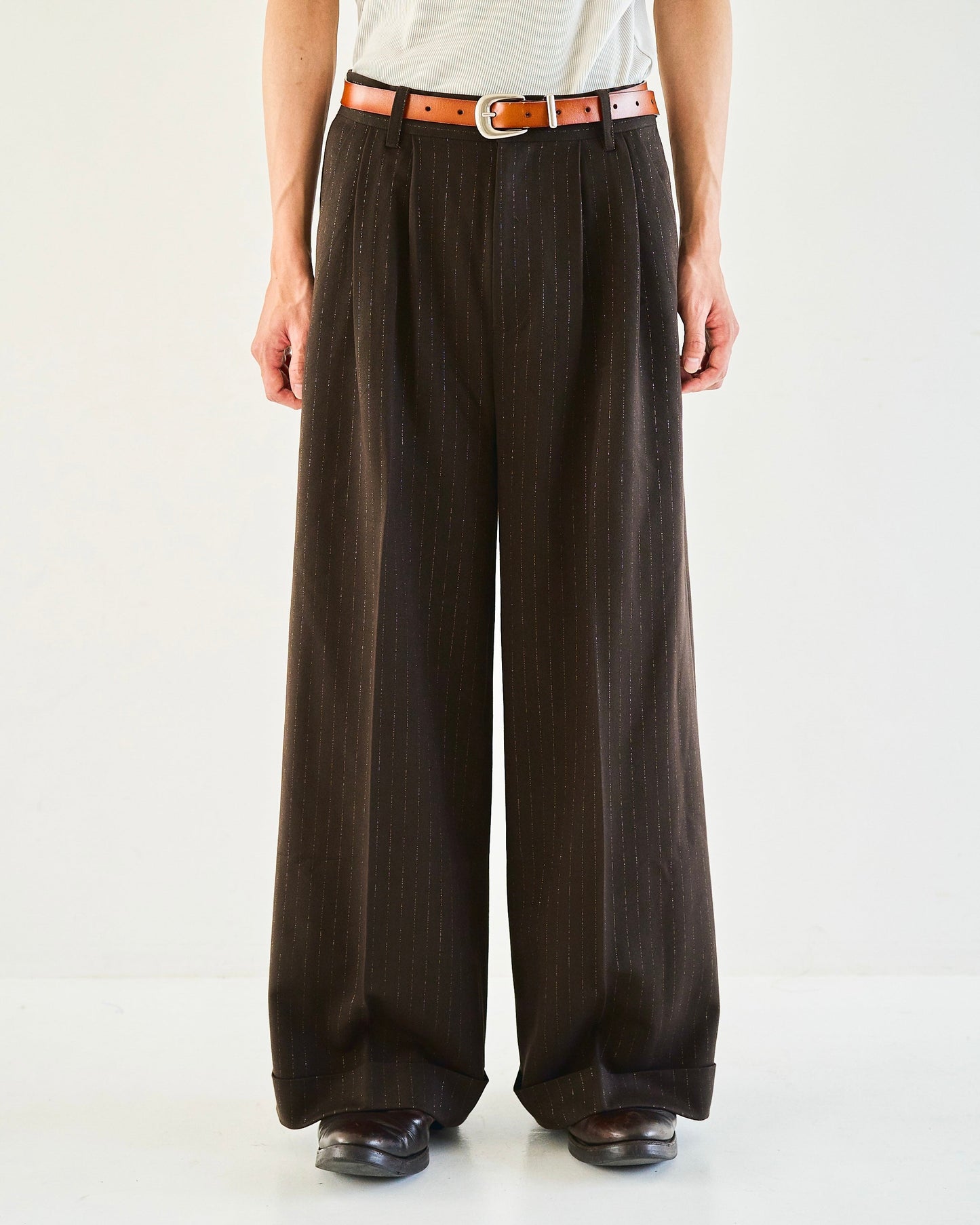 2tuck wide baggy flare rame slacks