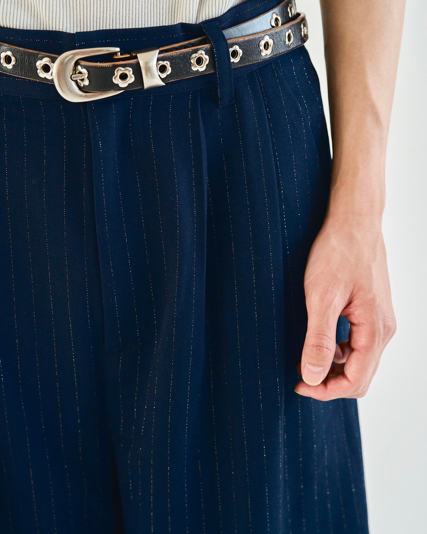 2tuck wide baggy flare rame slacks