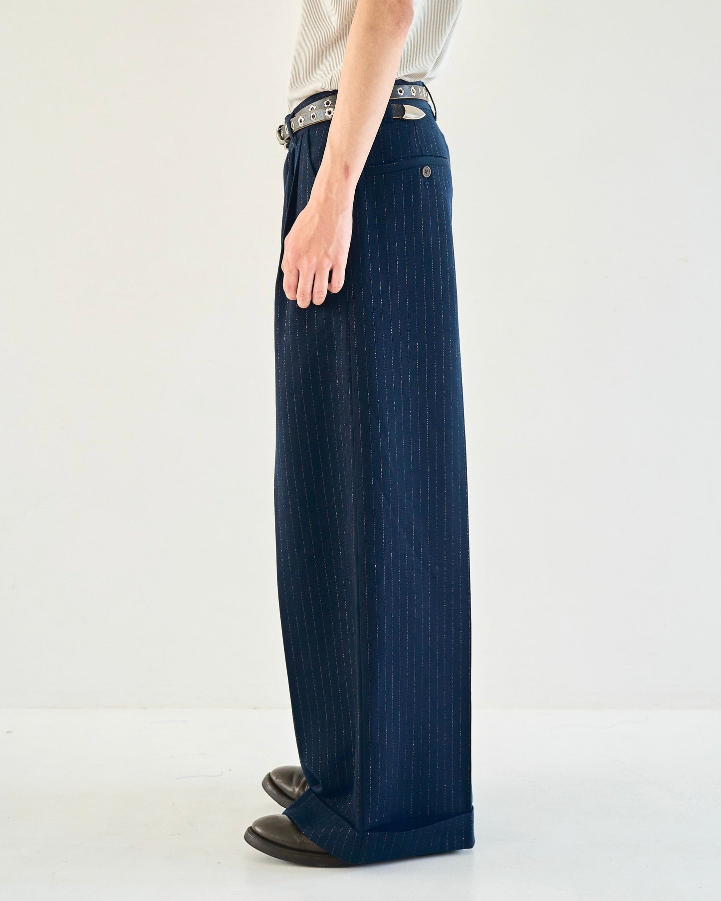 2tuck wide baggy flare rame slacks
