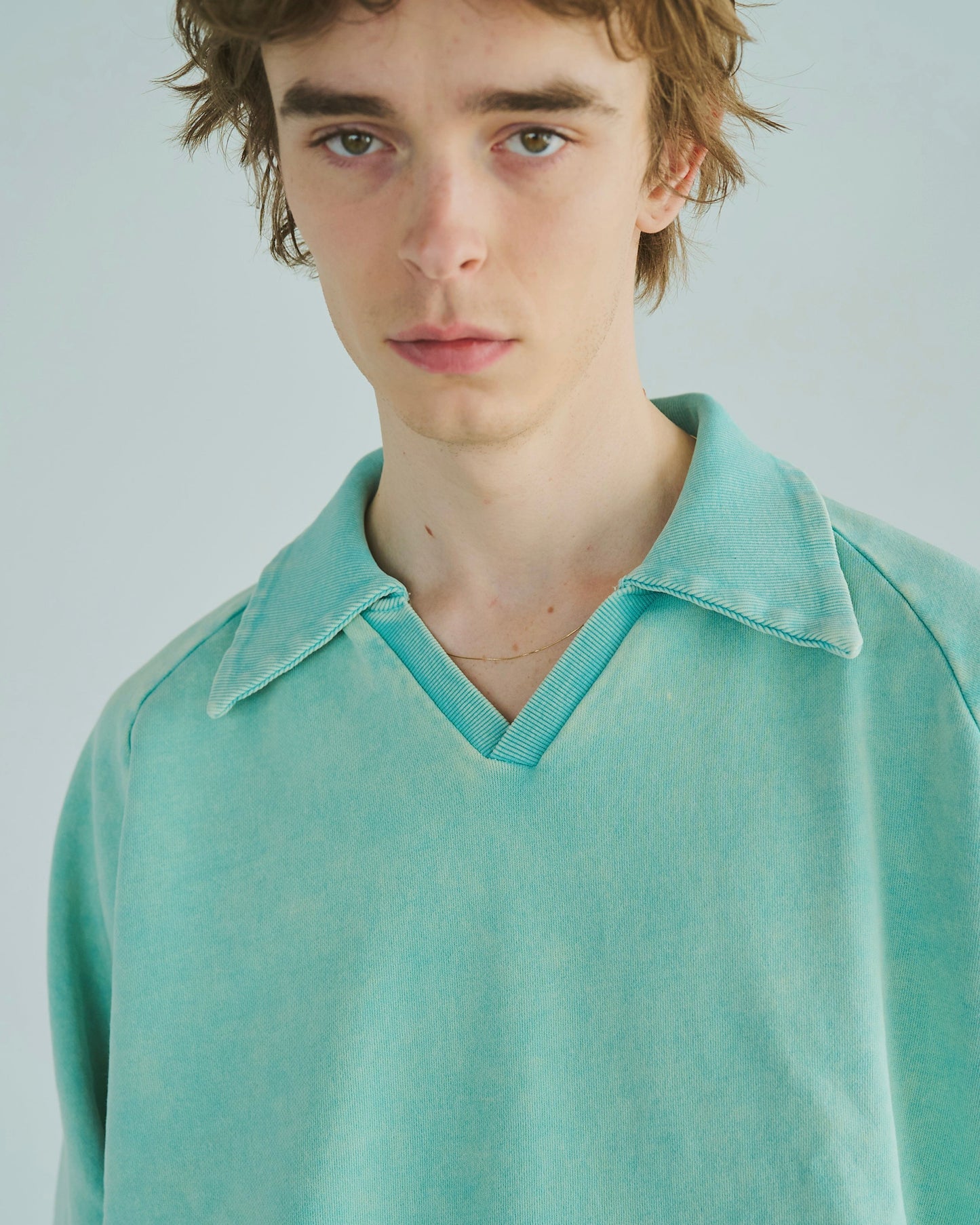 sunfade raglan sleeve collared sweat top