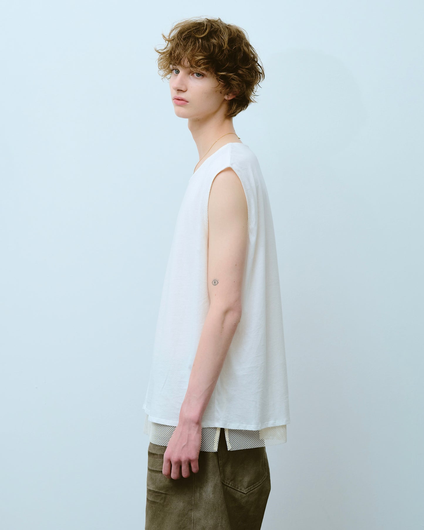 reversible layered sleeveless cutsew
