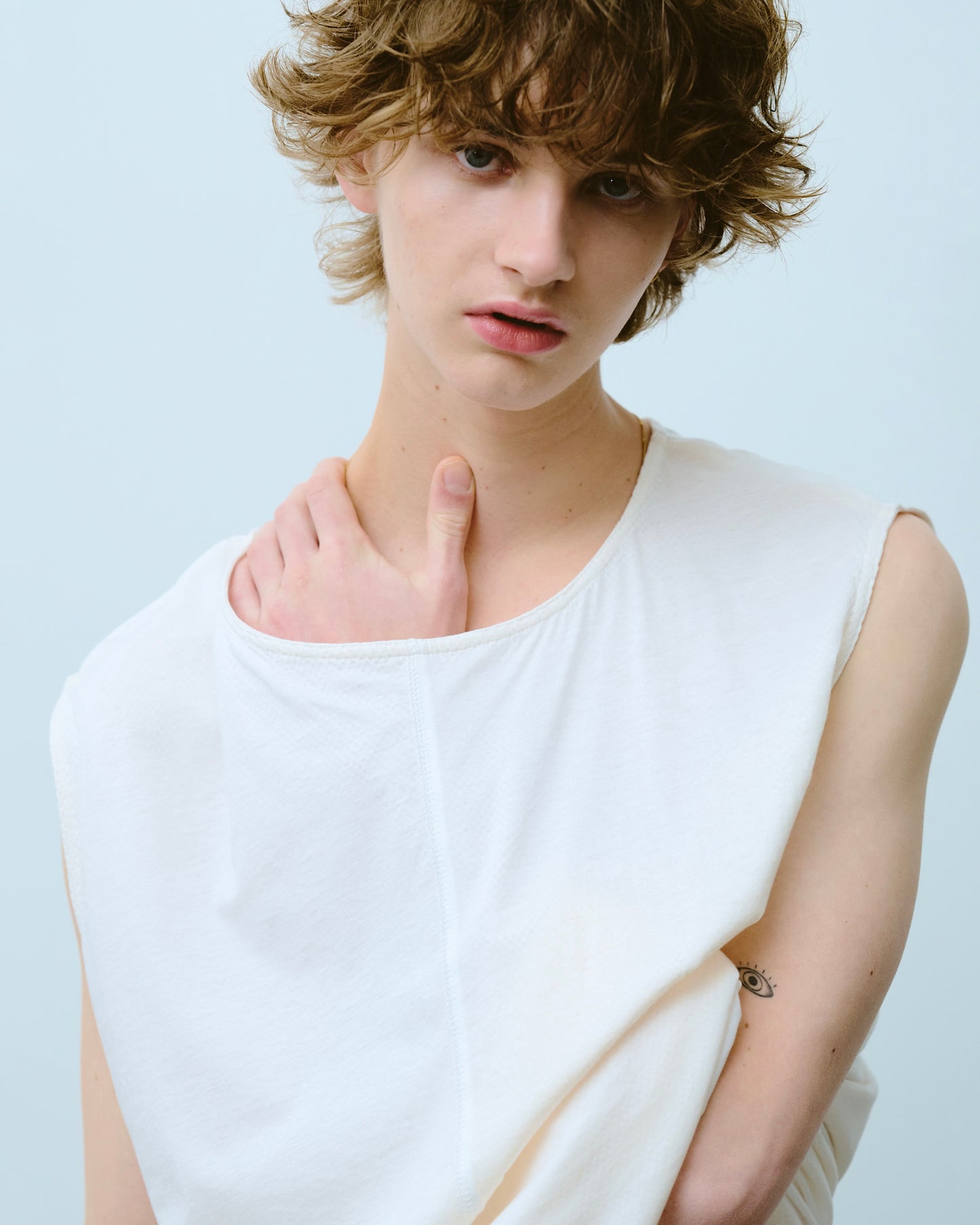 reversible layered sleeveless cutsew