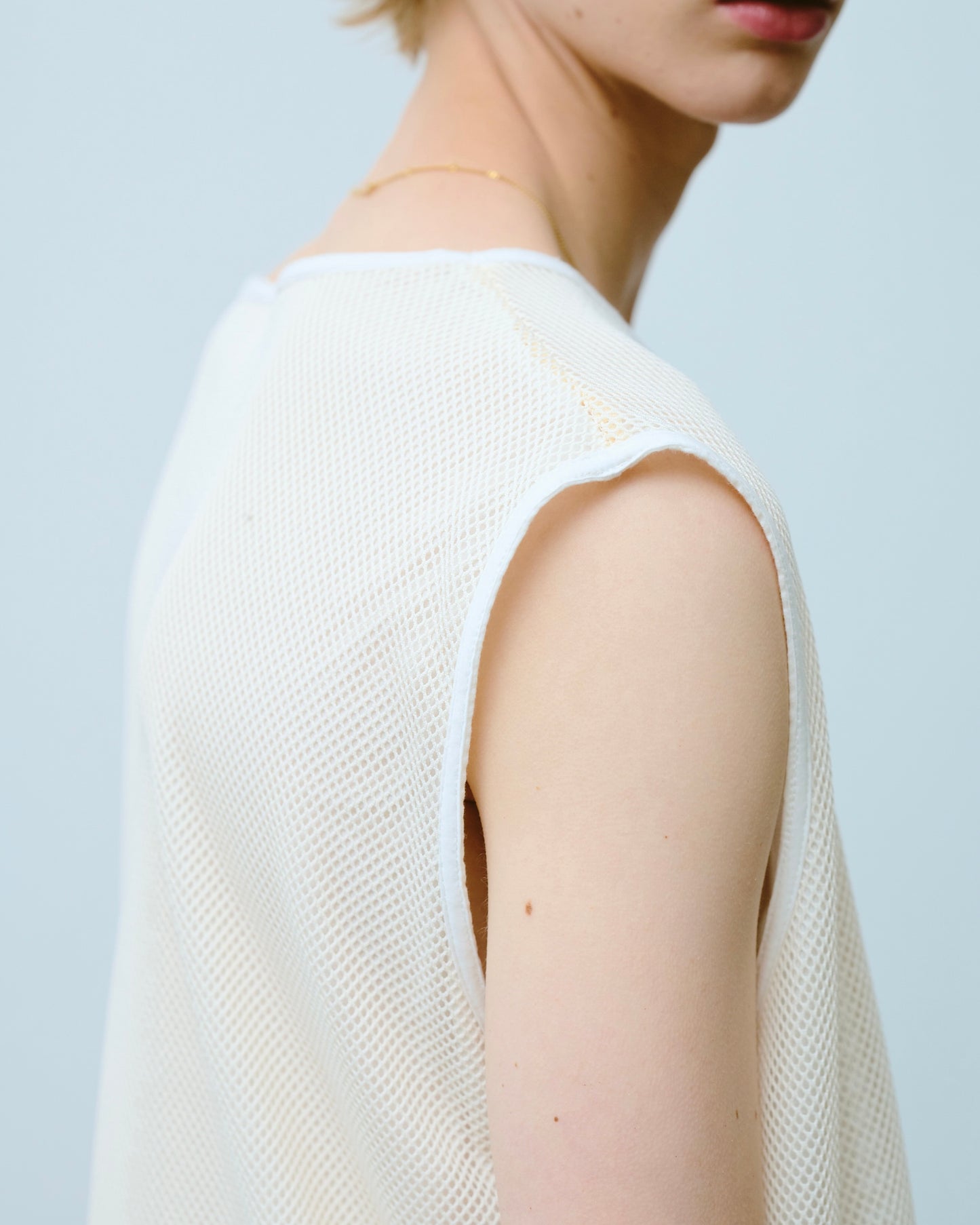 reversible layered sleeveless cutsew