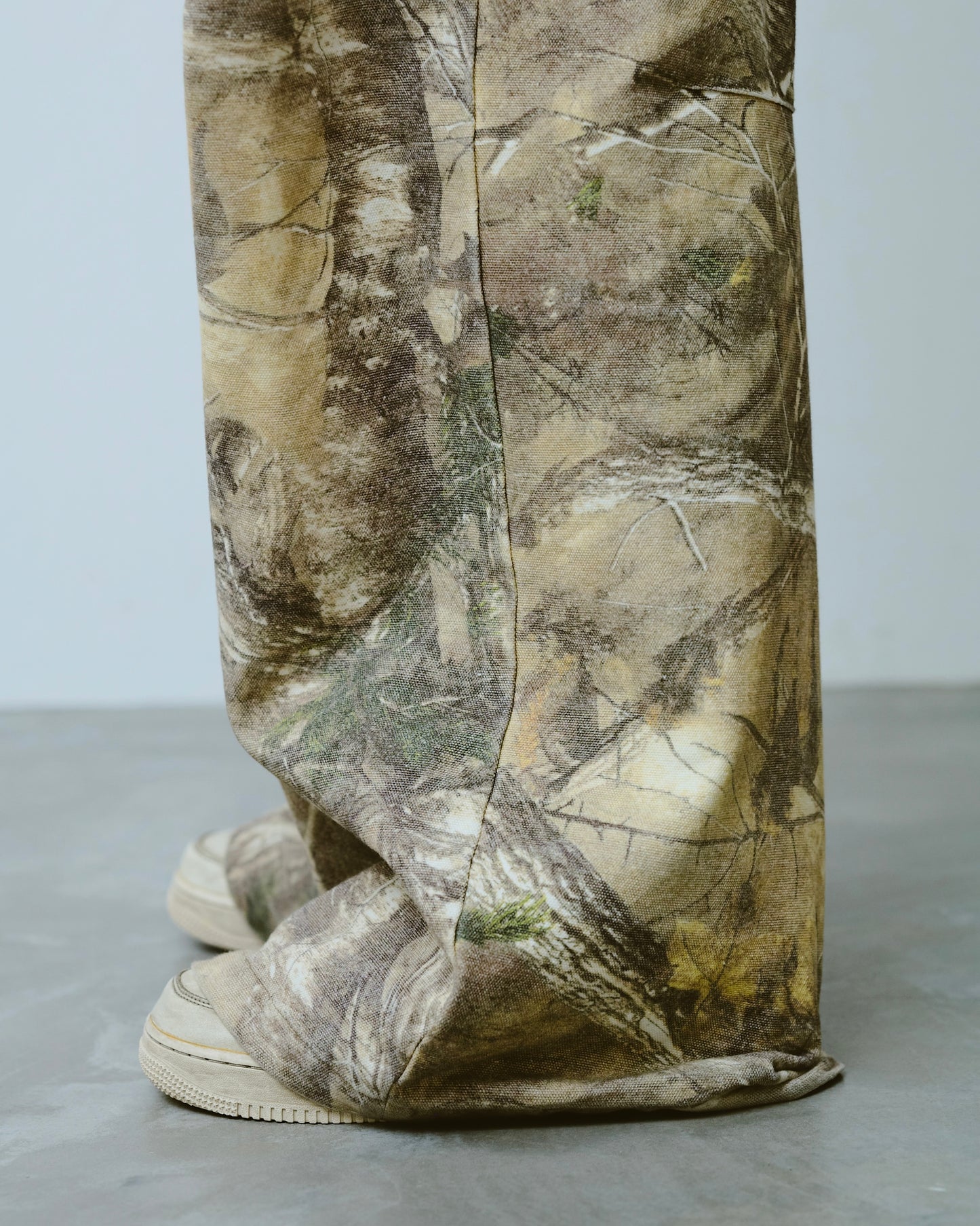 wide baggy real tree painter trousers