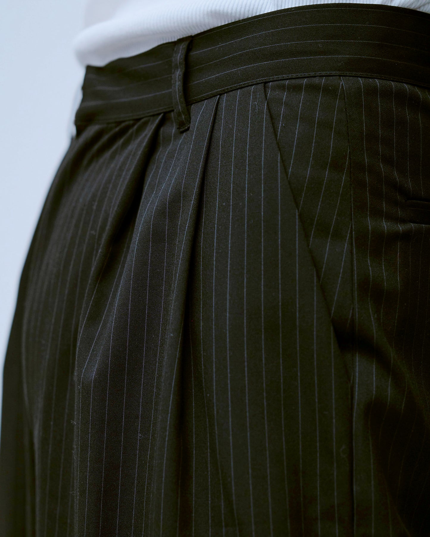 2tuck wide baggy flare slacks - STRIPE