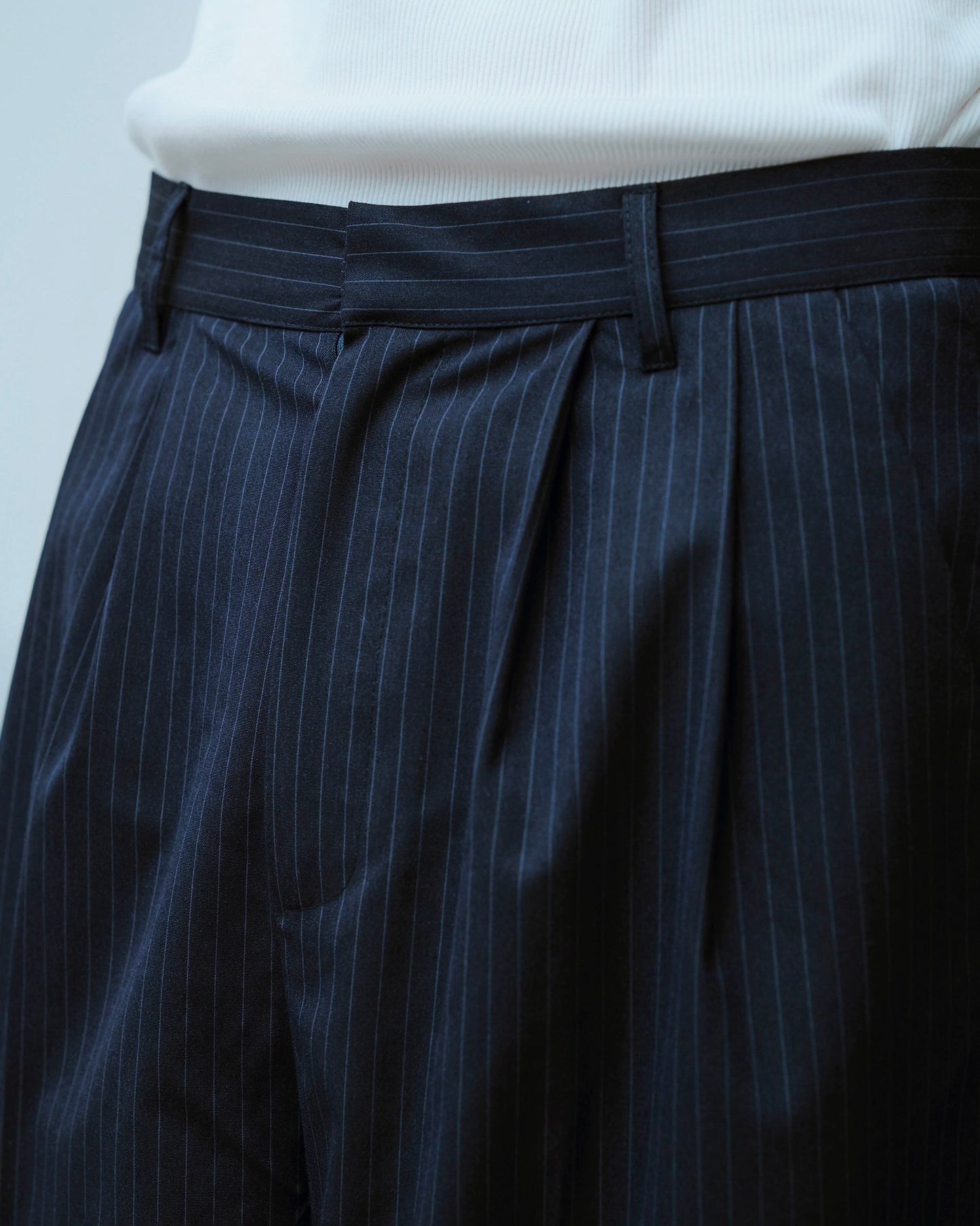 2tuck wide baggy flare slacks - STRIPE