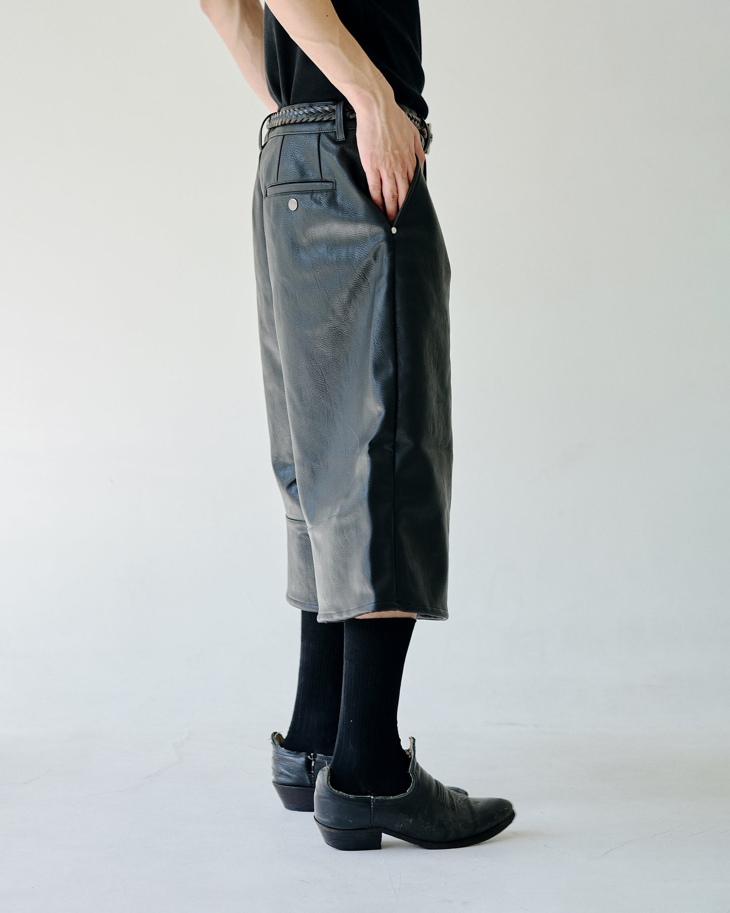 wide baggy PU-leather shorts