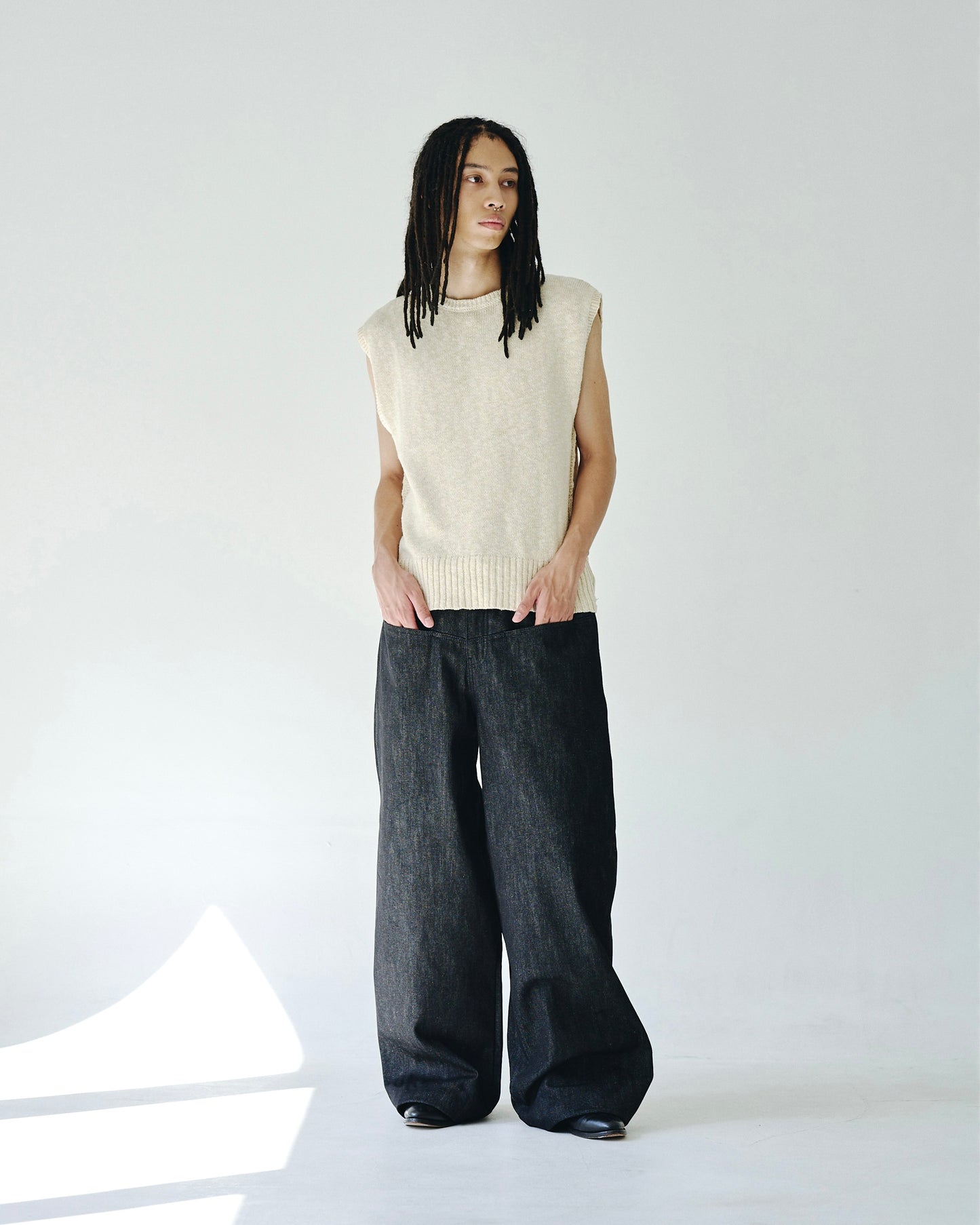 DOUBLE POCKET RIGID SLUB BAGGY DENIM TROUSERS