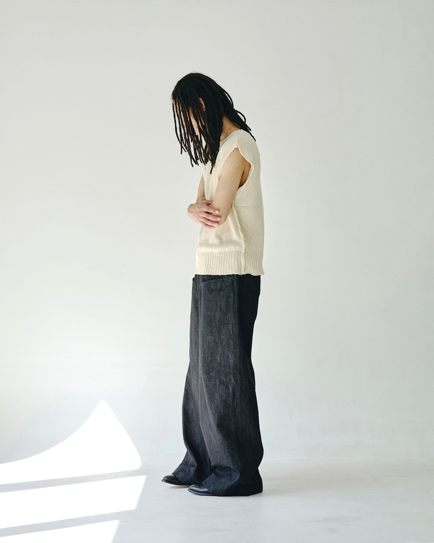 DOUBLE POCKET RIGID SLUB BAGGY DENIM TROUSERS