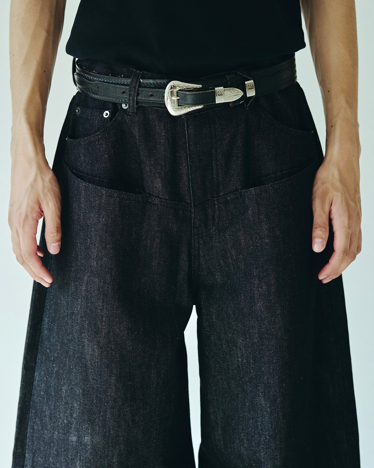 DOUBLE POCKET RIGID SLUB BAGGY DENIM TROUSERS