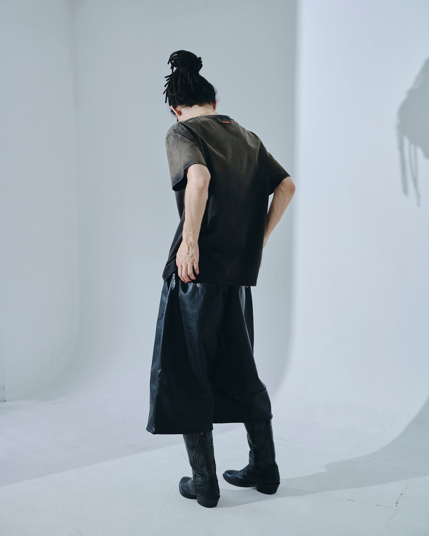 wide baggy PU-leather shorts