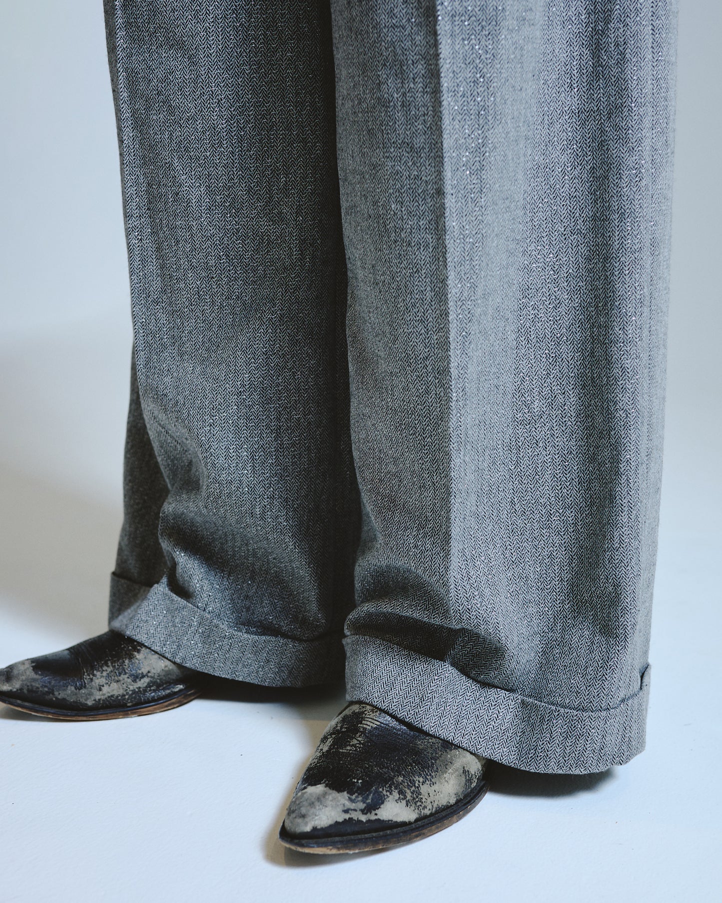 2tuck wide baggy slacks - RAME TWEED