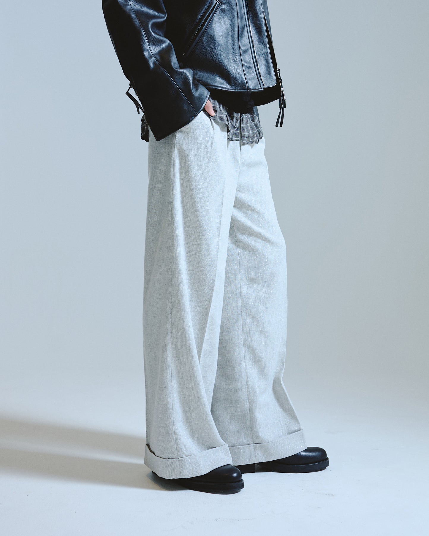 2tuck wide baggy slacks - RAME TWEED