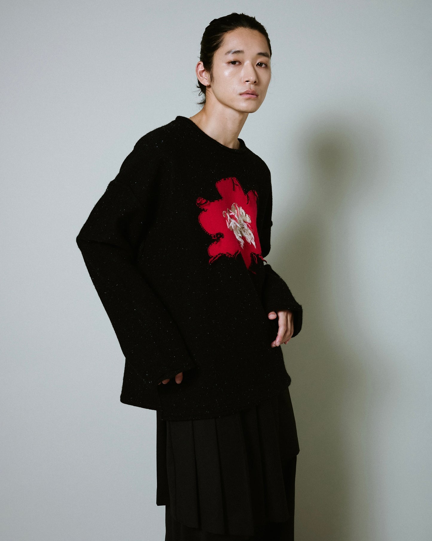 inside out flower motif nep sweater