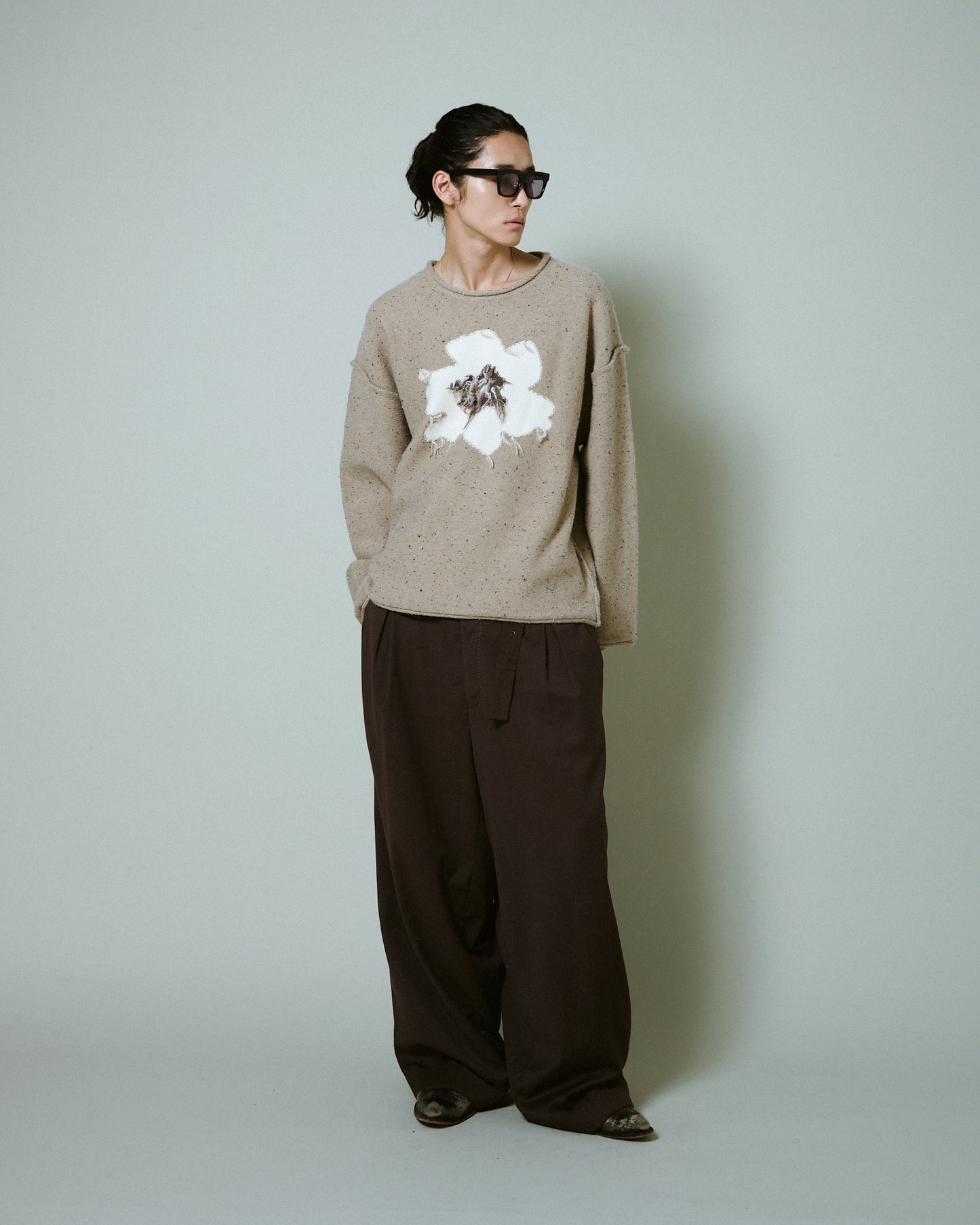 inside out flower motif nep sweater