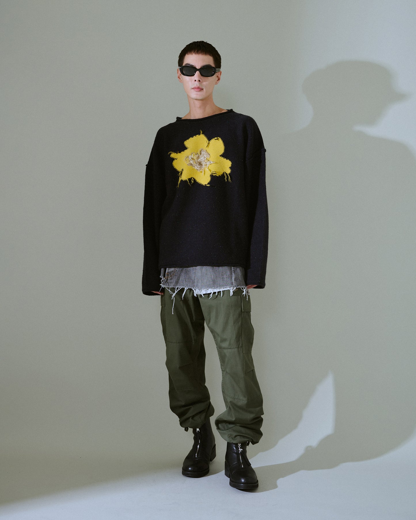 inside out flower motif nep sweater