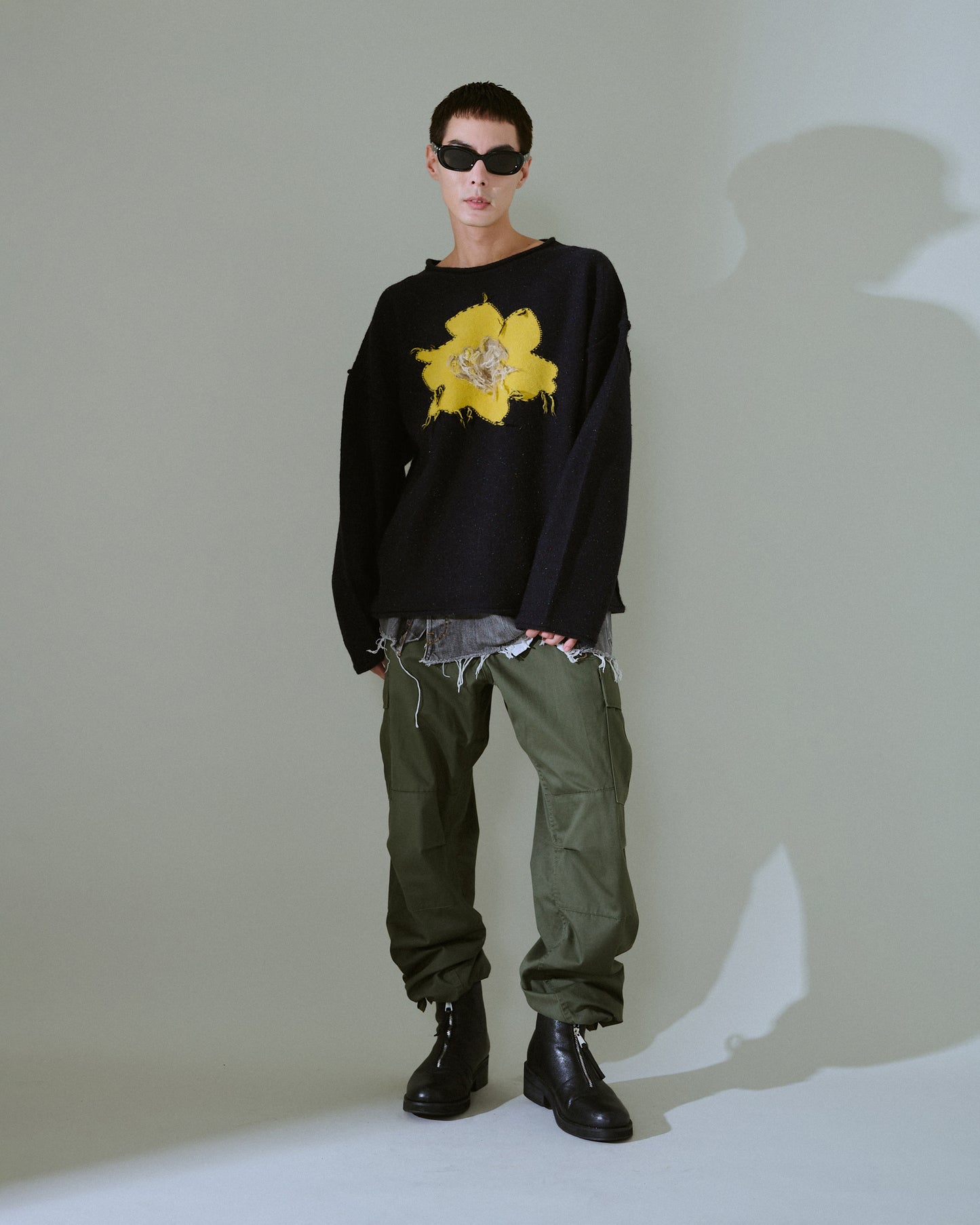 inside out flower motif nep sweater