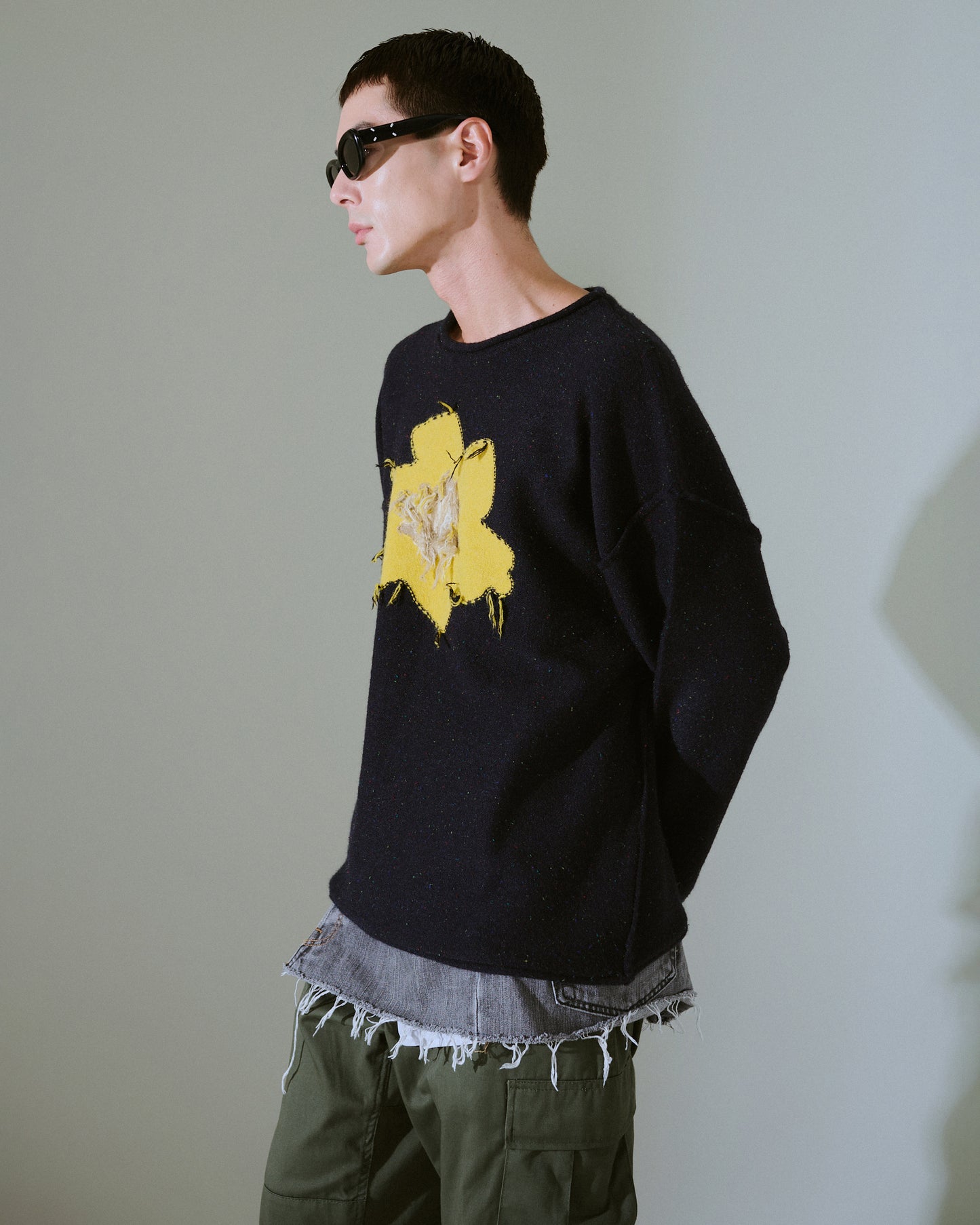 inside out flower motif nep sweater