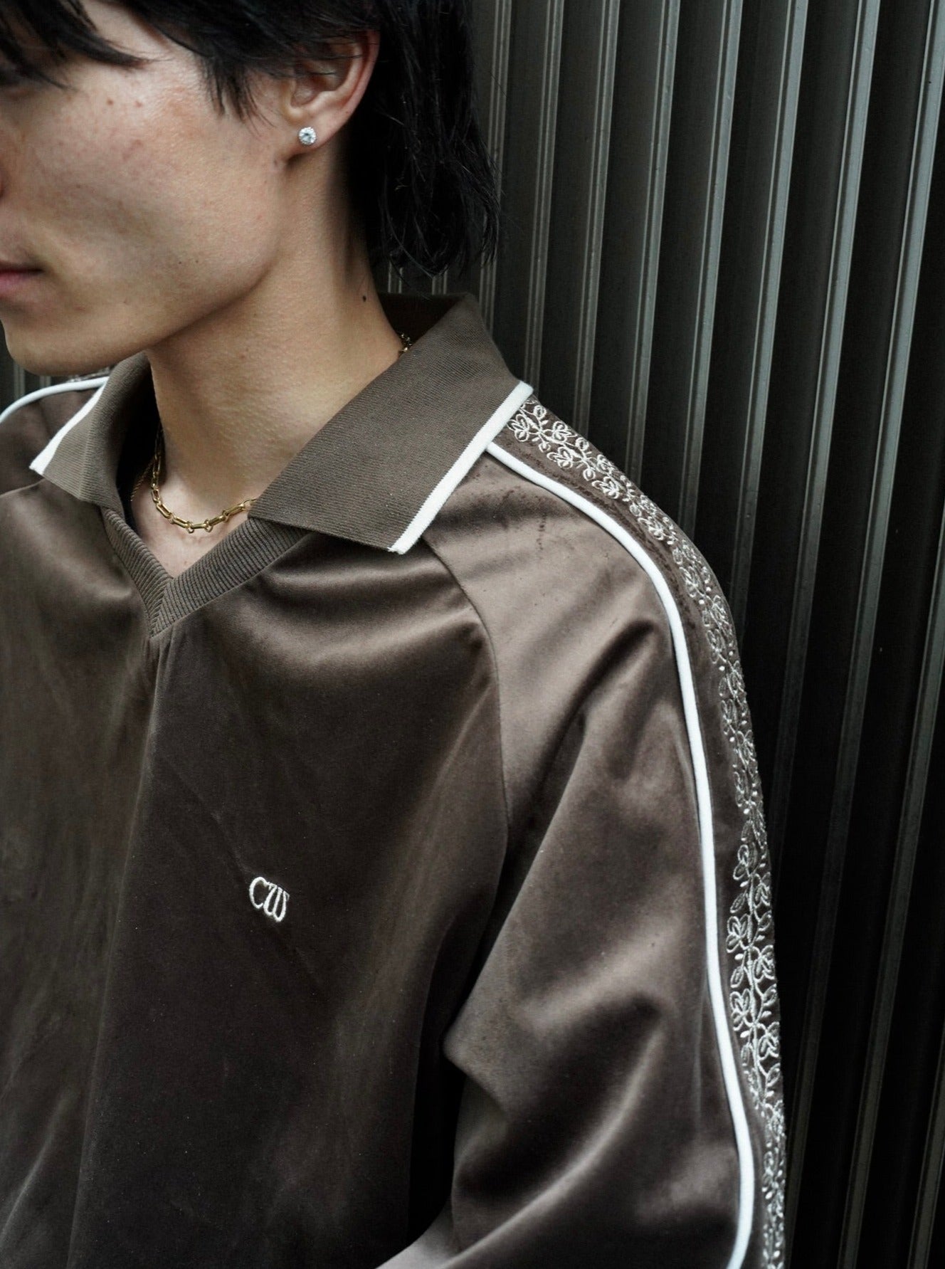 flower embroidery line velour skipper game shirt
