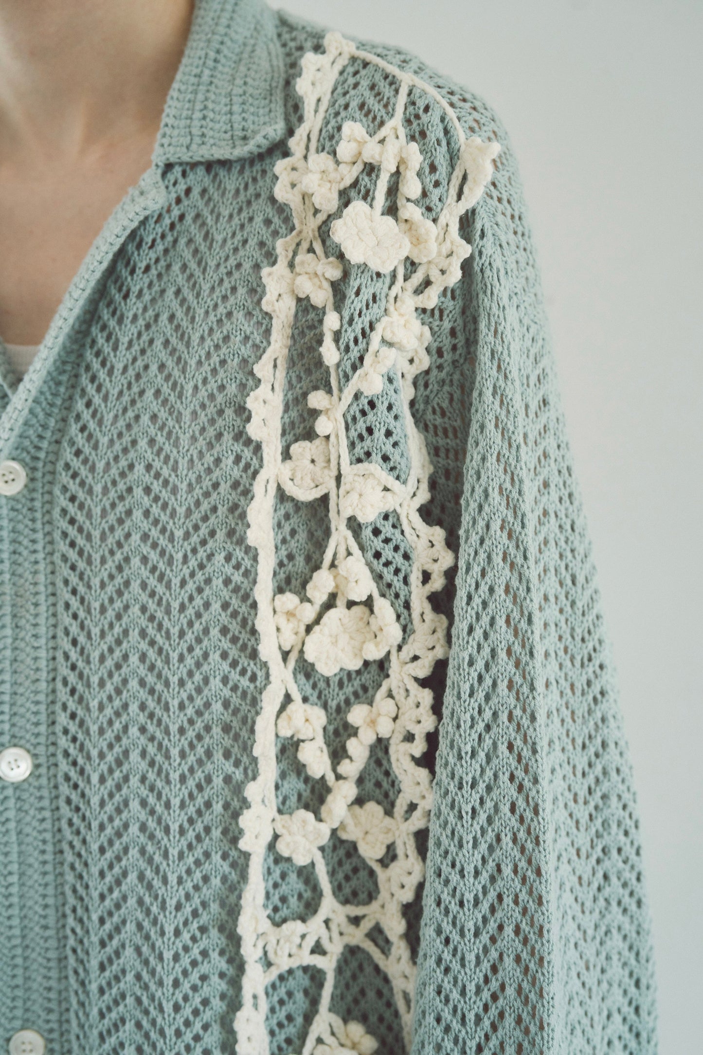 hand knit flower line Cuba shirt cardigan