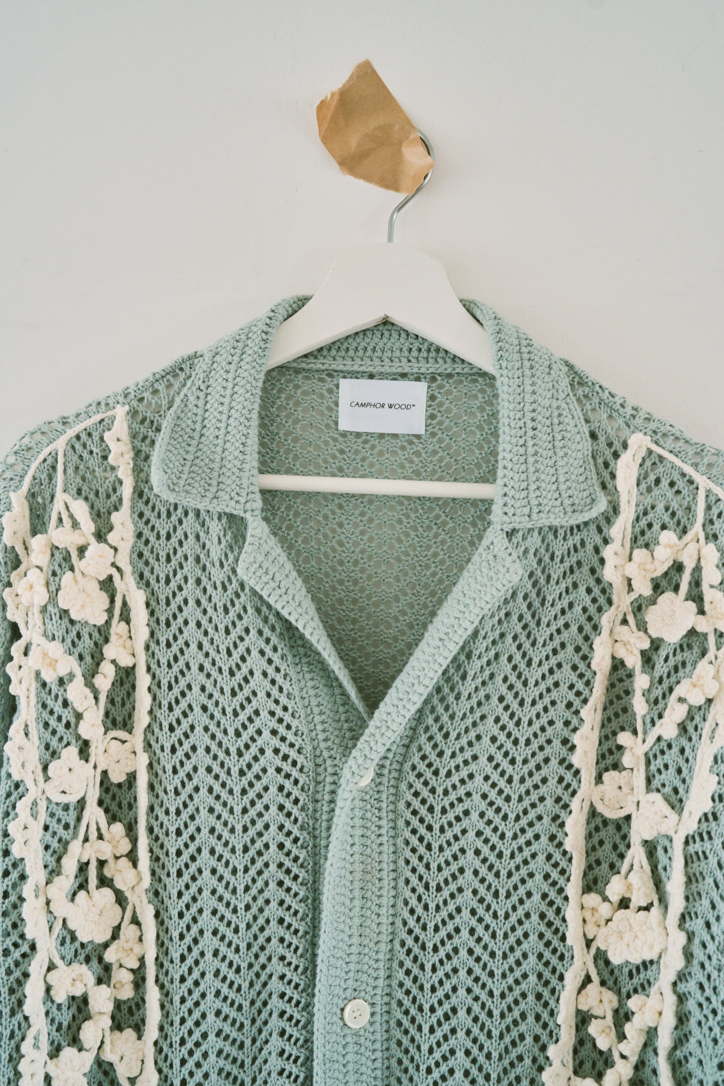 hand knit flower line Cuba shirt cardigan
