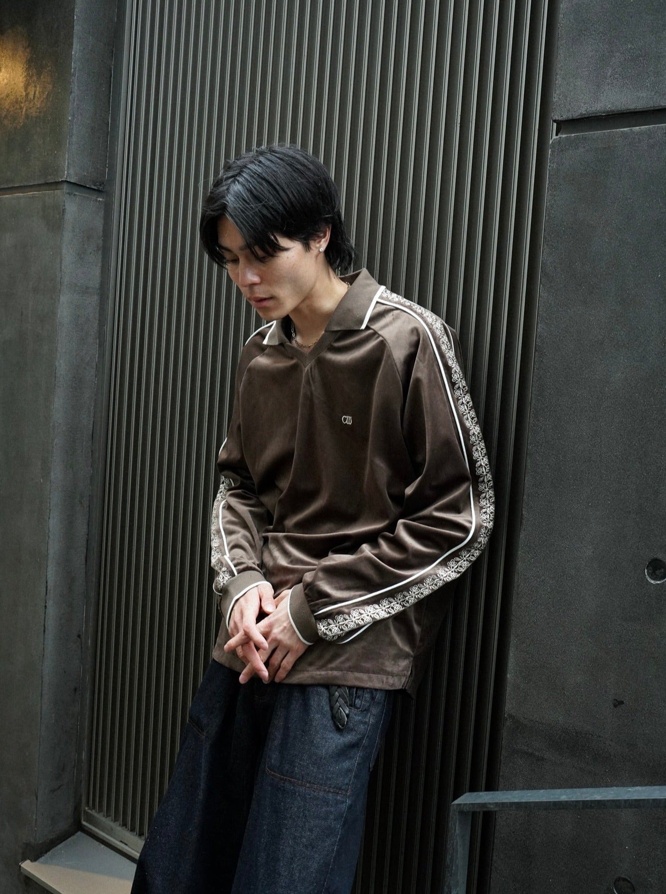 flower embroidery line velour skipper game shirt