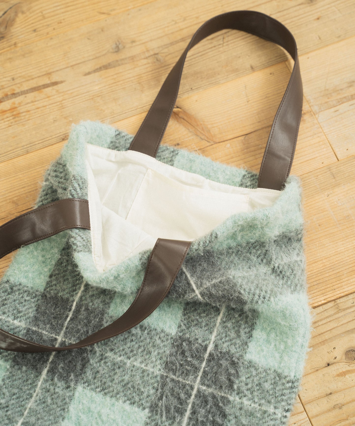 mohair mix check big tote bag