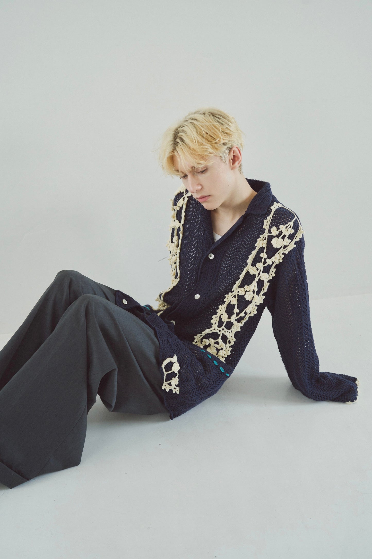 hand knit flower line Cuba shirt cardigan