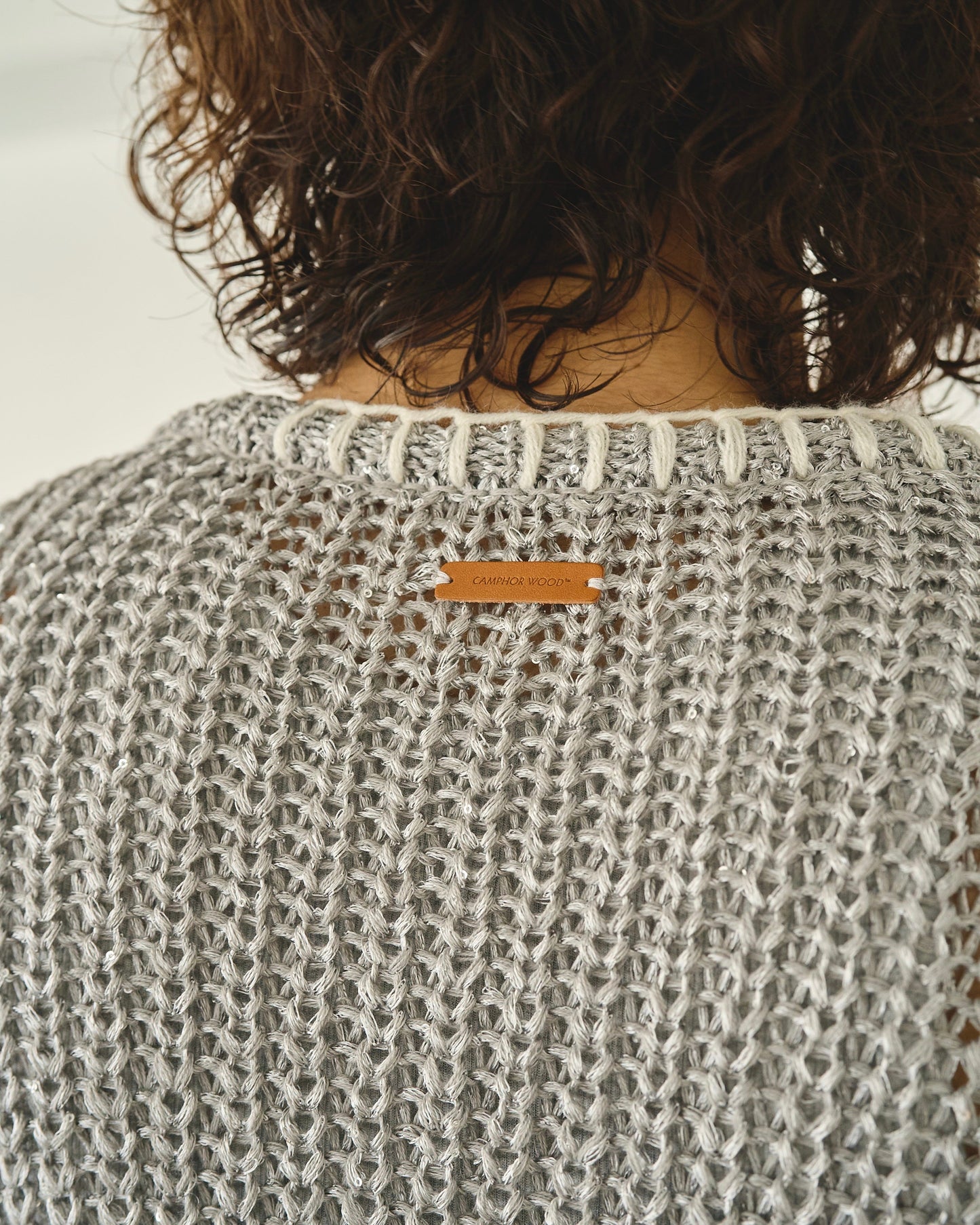 sparkle stitching v neck sweater