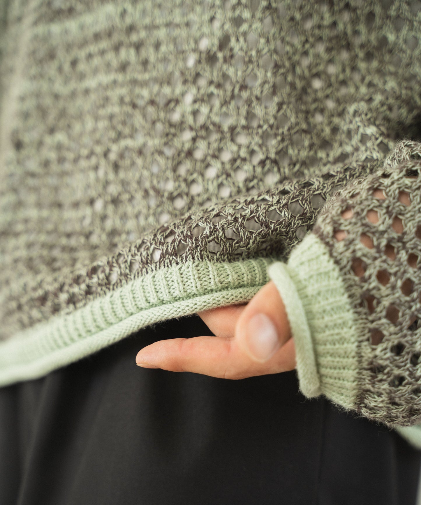 mech knit bicolor tops