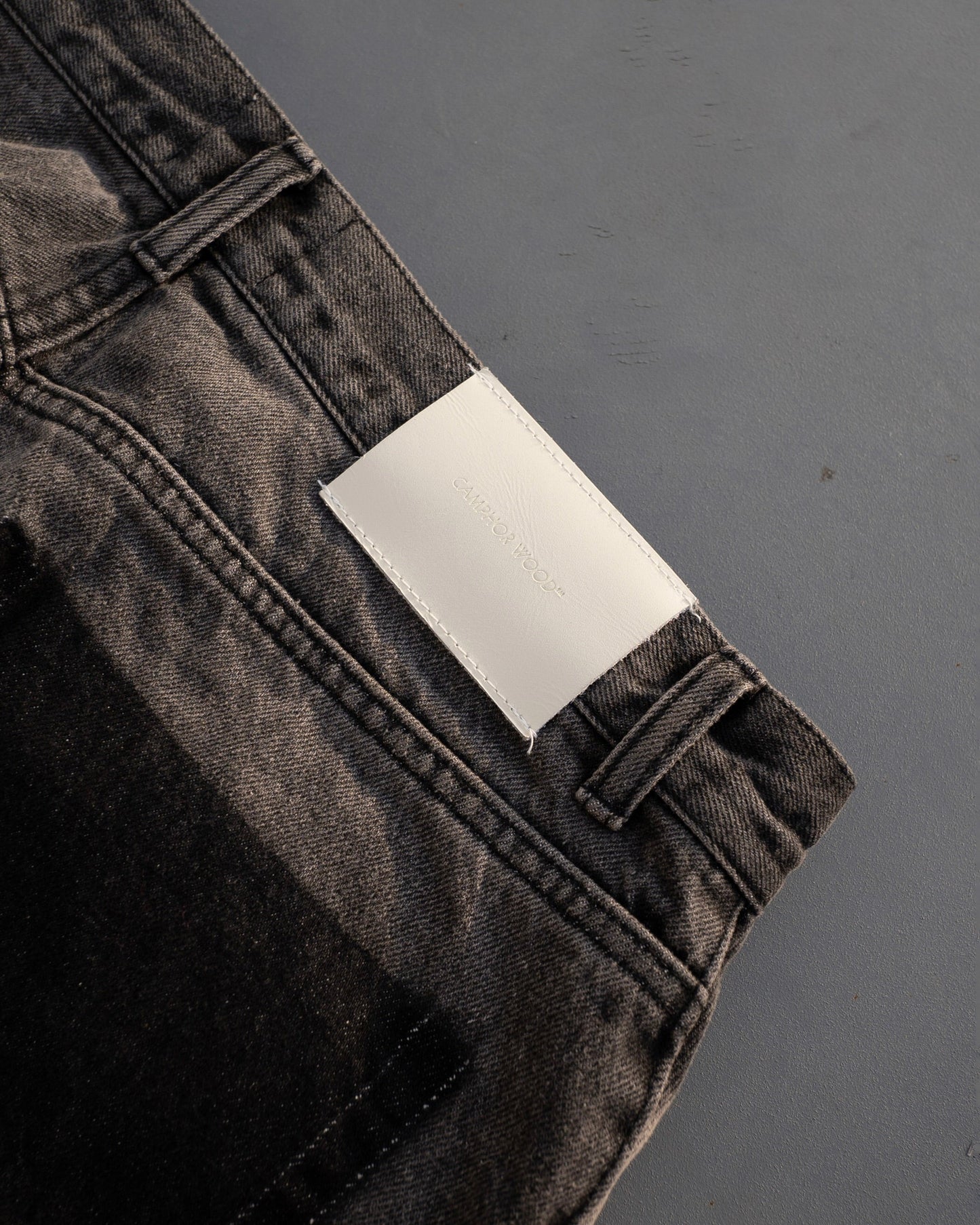 fade blast semi-baggy denim