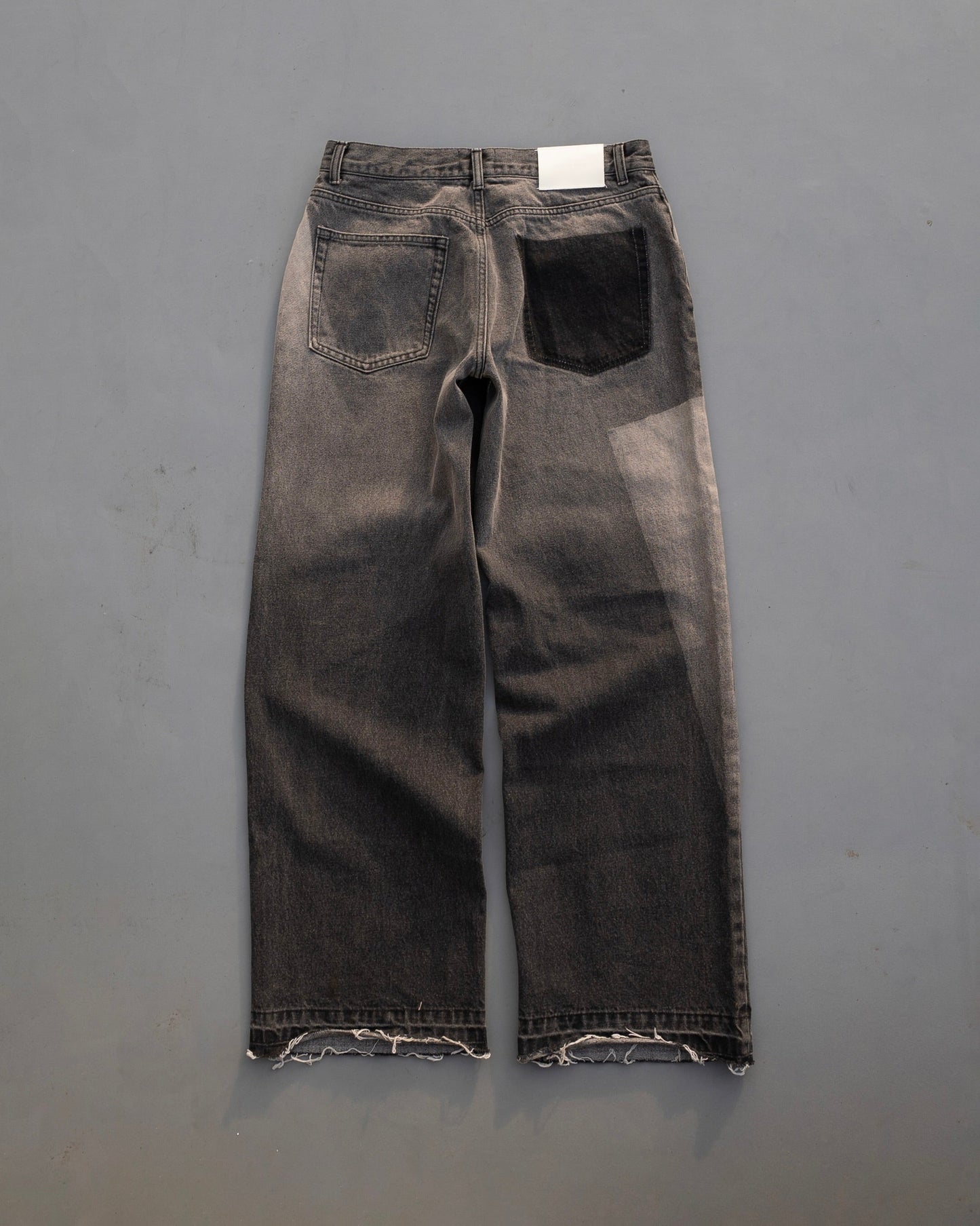 fade blast semi-baggy denim