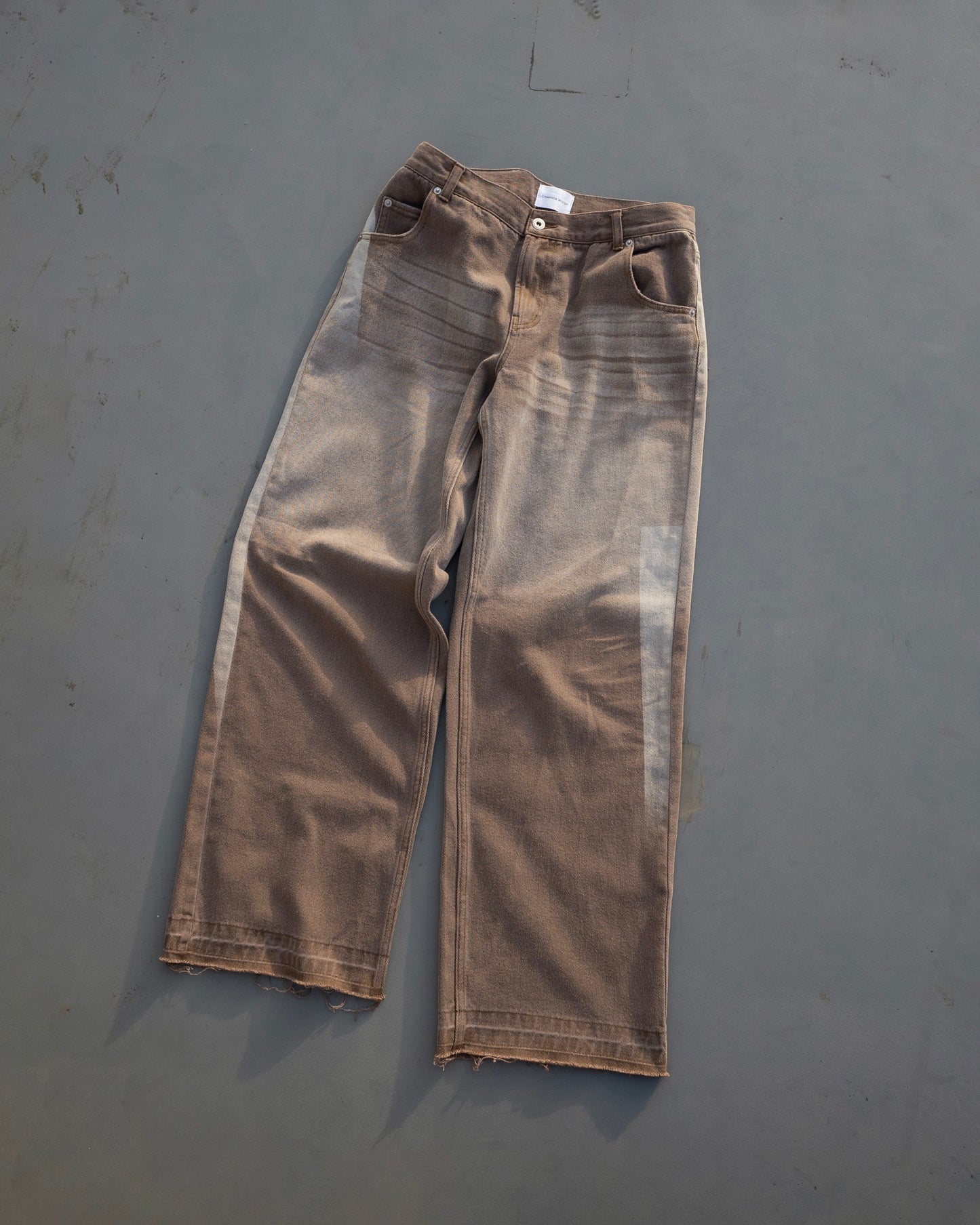 fade blast semi-baggy denim