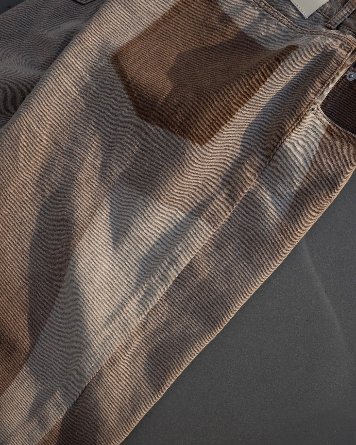 fade blast semi-baggy denim