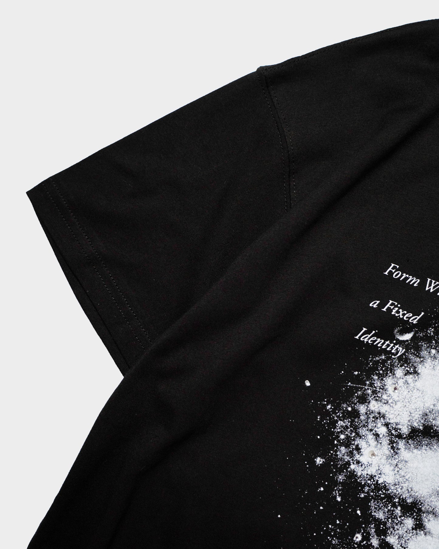 GRAPHIC SPACE RHINESTONE TEE