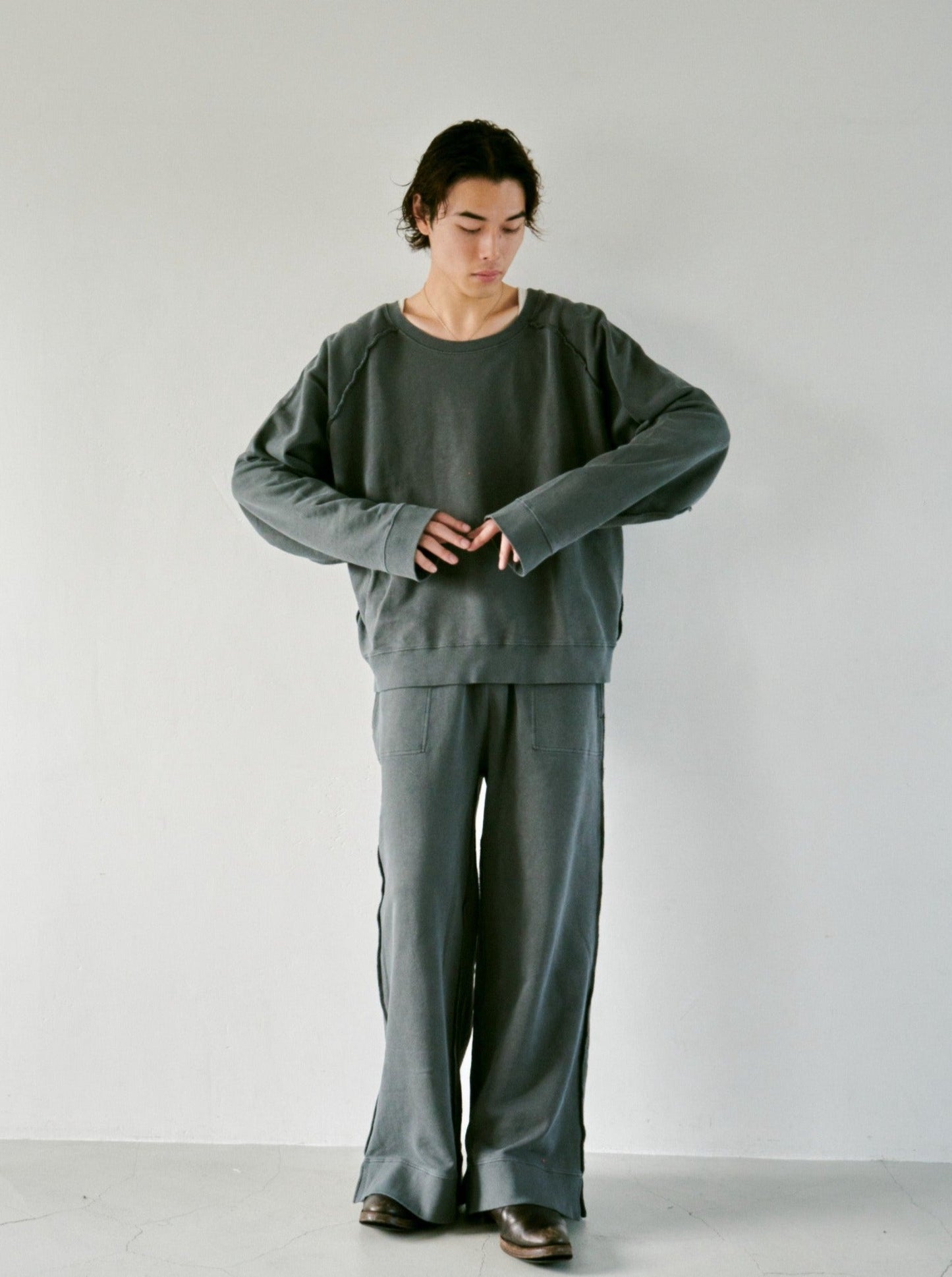 reversible inside-out wide sweat tops