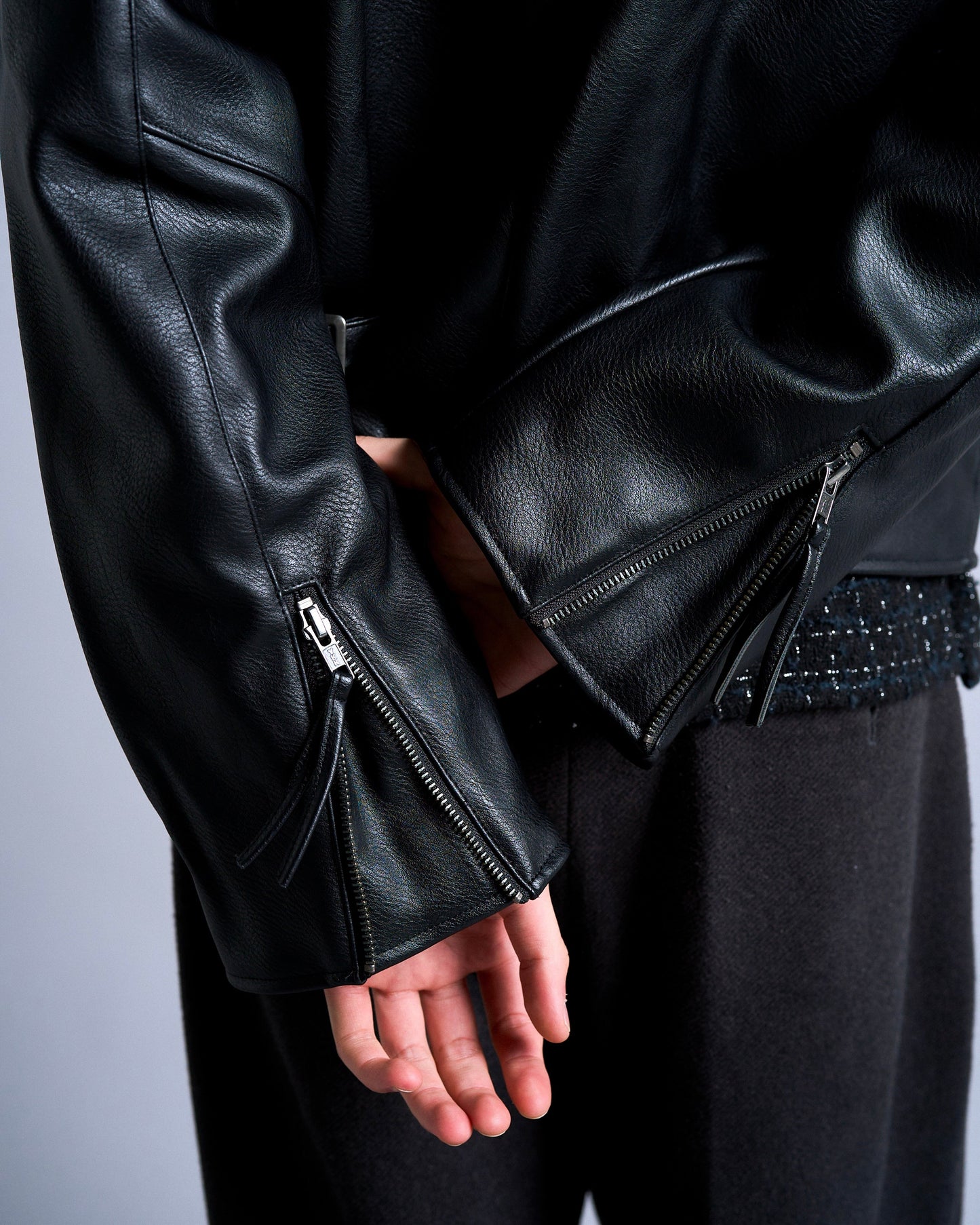 short length zipped PU-leather sport jacket
