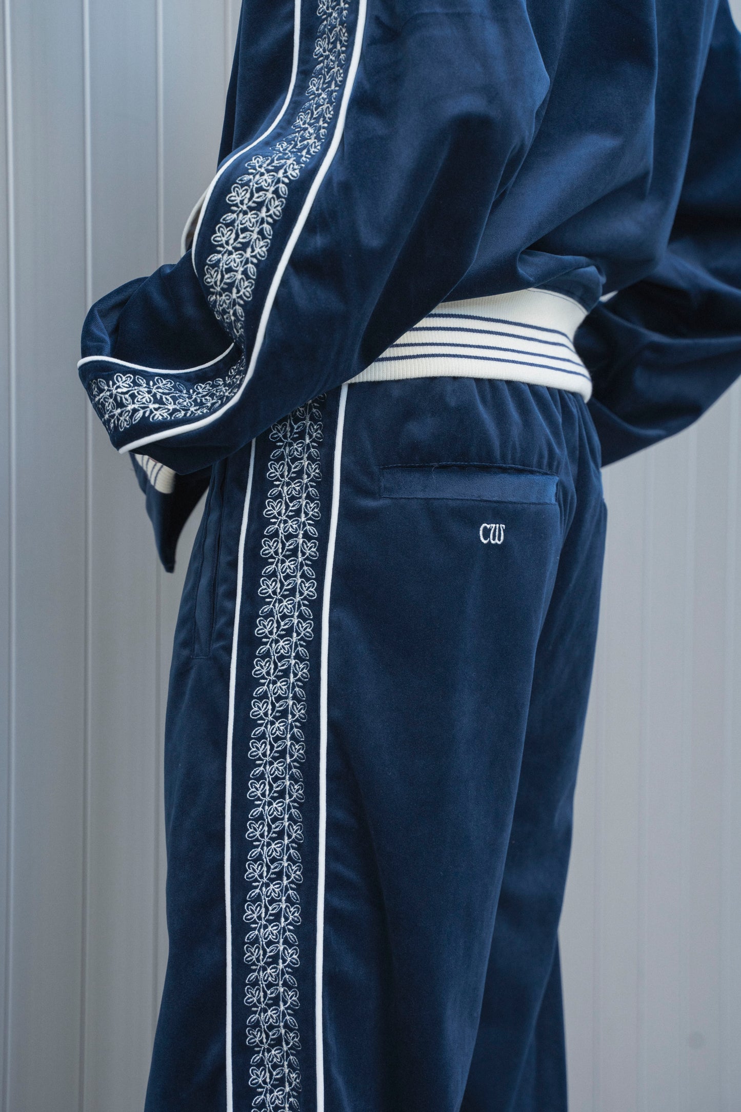 velvet flower embroidery line track jacket