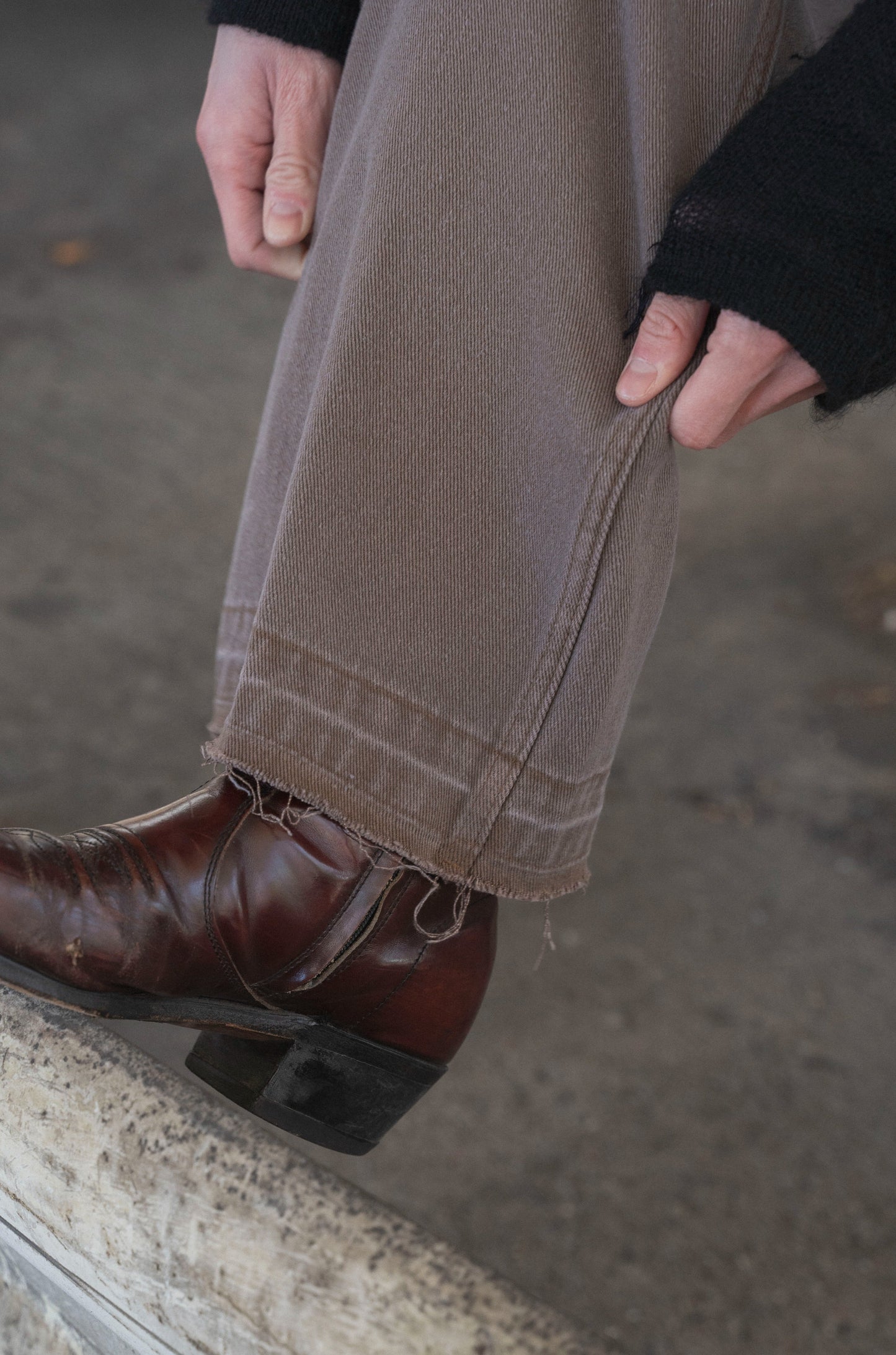 fade blast semi-baggy denim