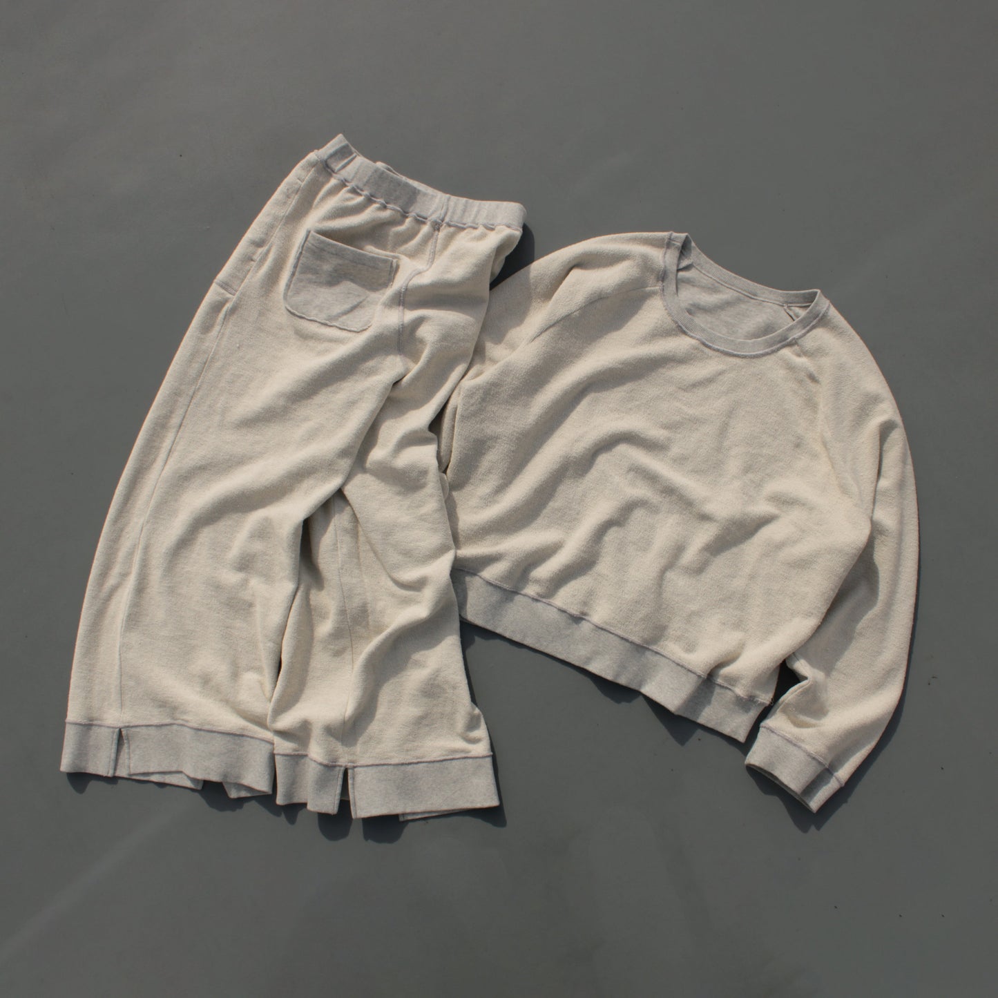 reversible inside-out wide sweat tops