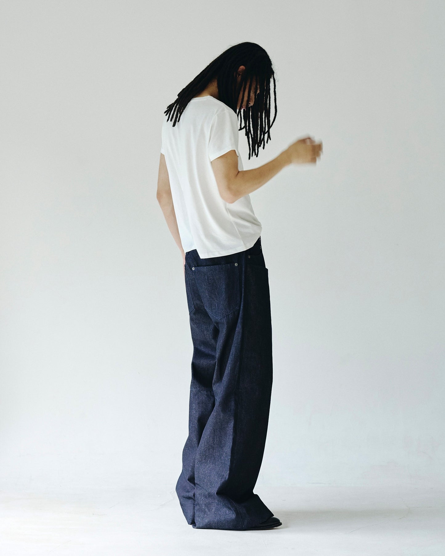 DOUBLE POCKET RIGID SLUB BAGGY DENIM TROUSERS